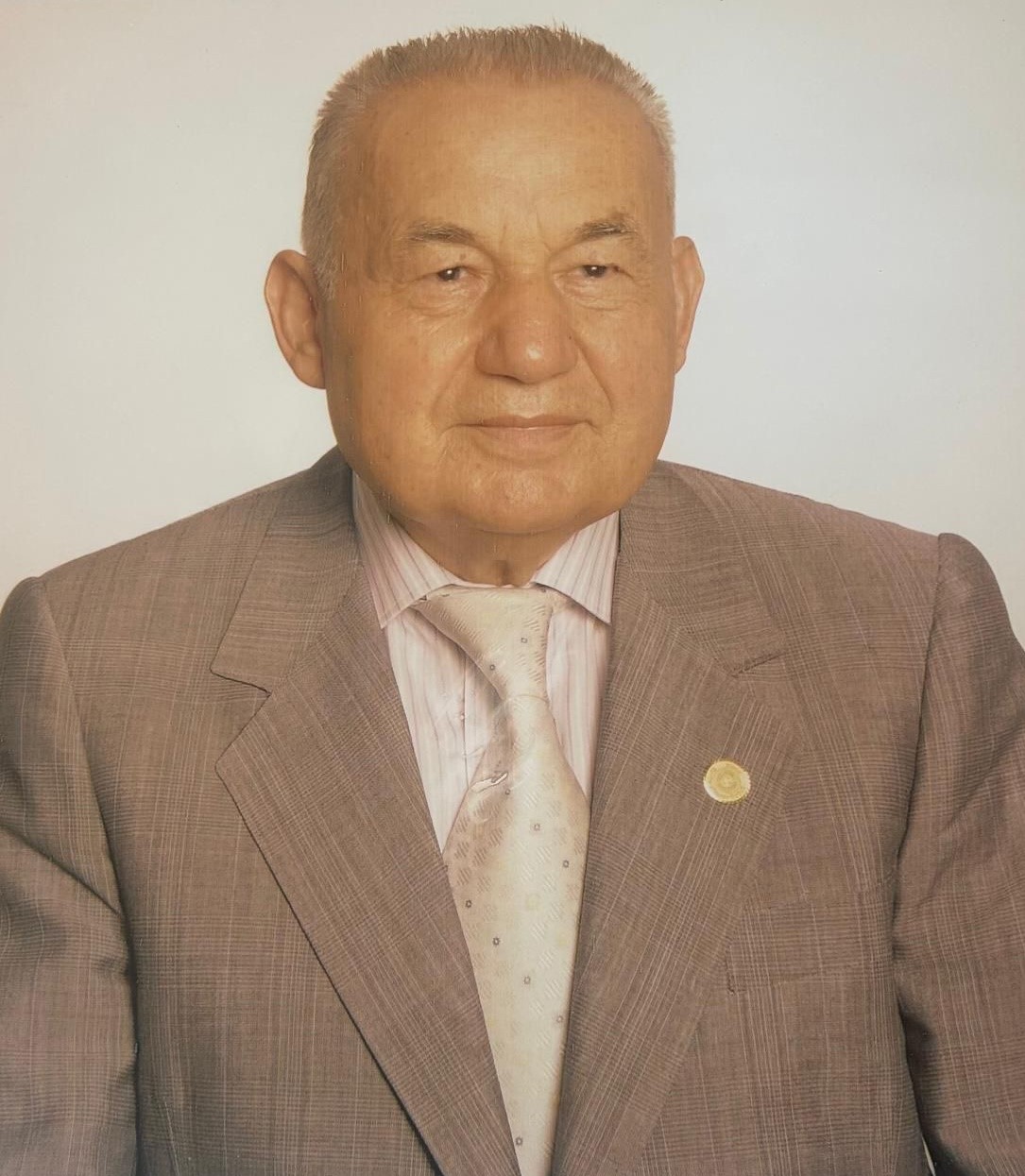 Aydın’ın Acı Günü.. Hayırsever Rasim Menteşe Vefat Etti (2)