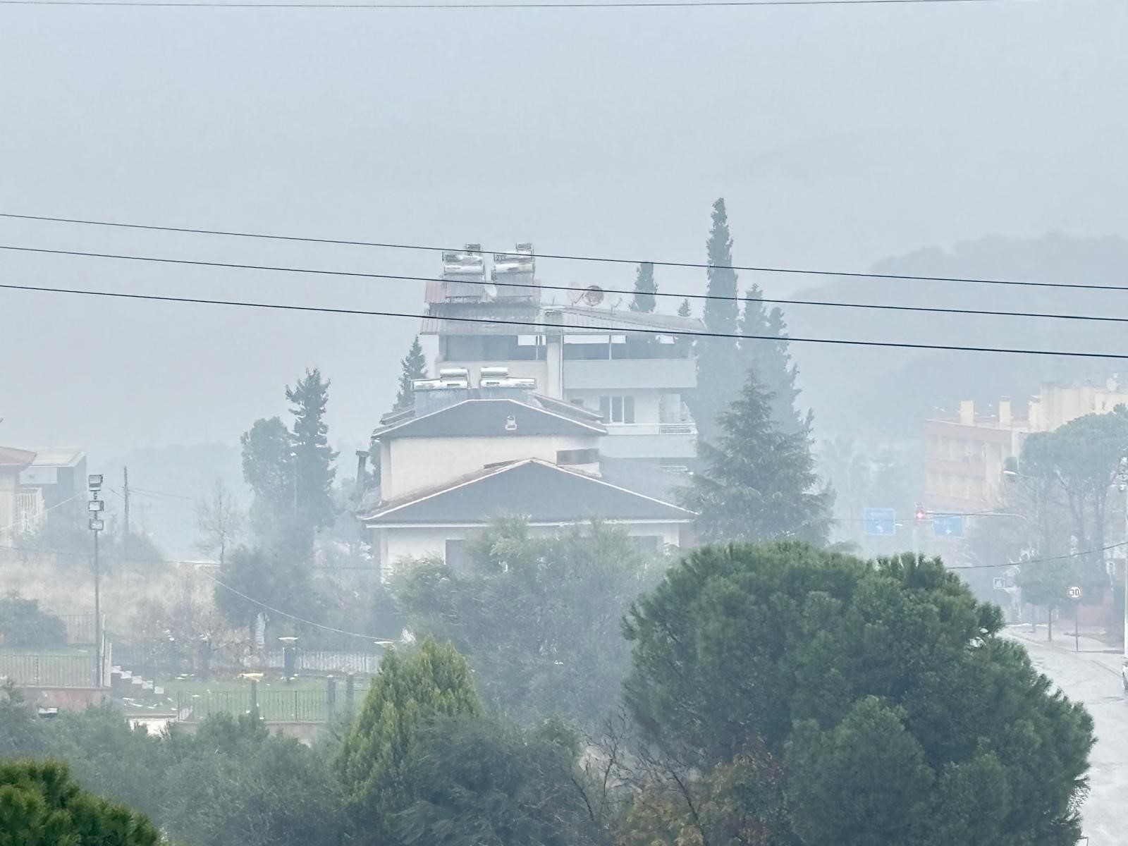 Aydın’ın O Ilçesine Sis Çöktü (2)