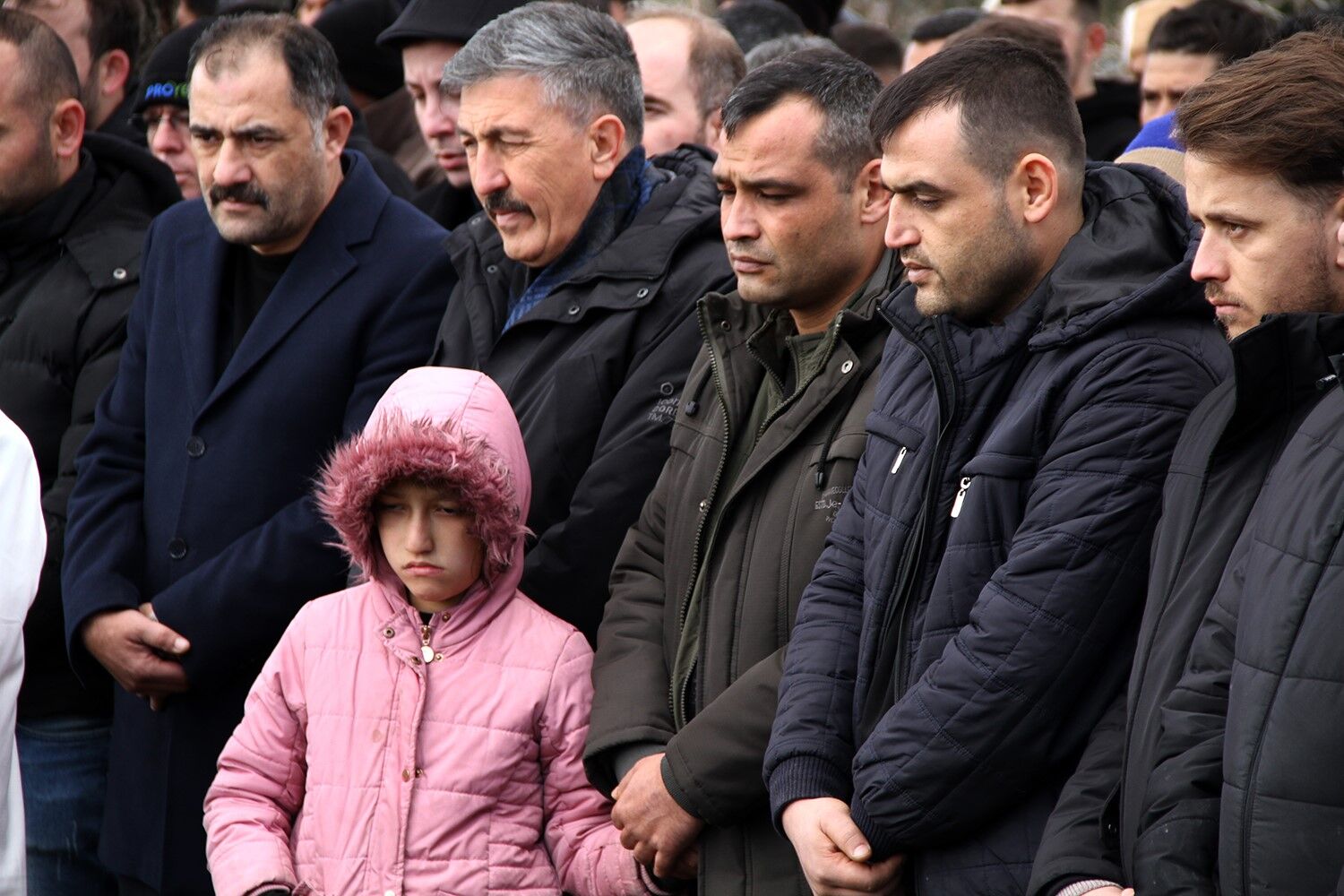 Baba, Oğul Ve Torun Yan Yana Son Yolculuklarına Uğurlandı (8)