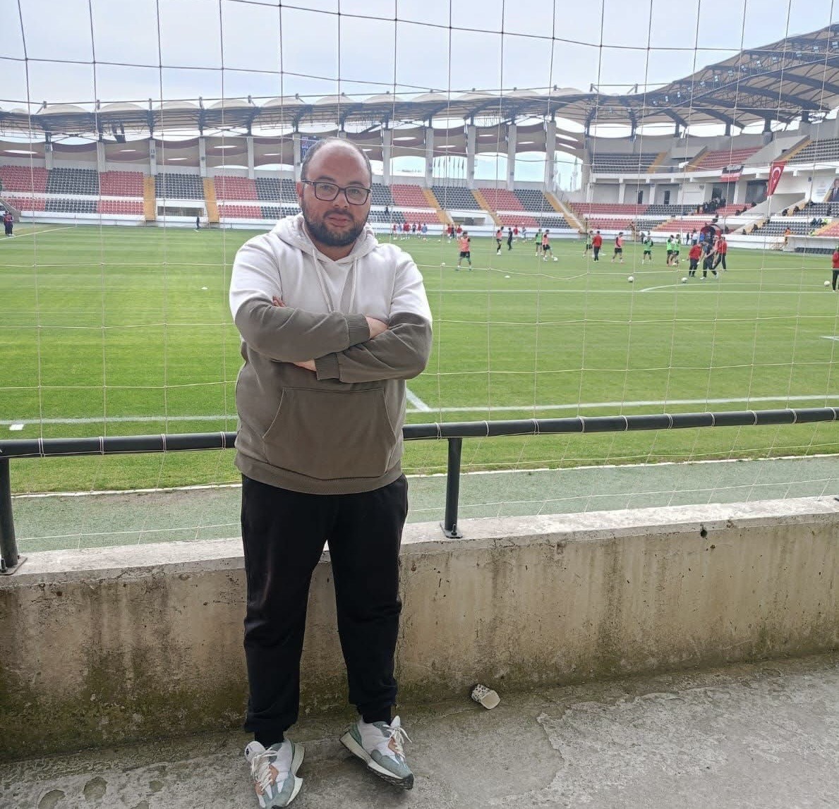 Ceza Alan Ilk Taraftar Olarak Tarihe Geçti (2)