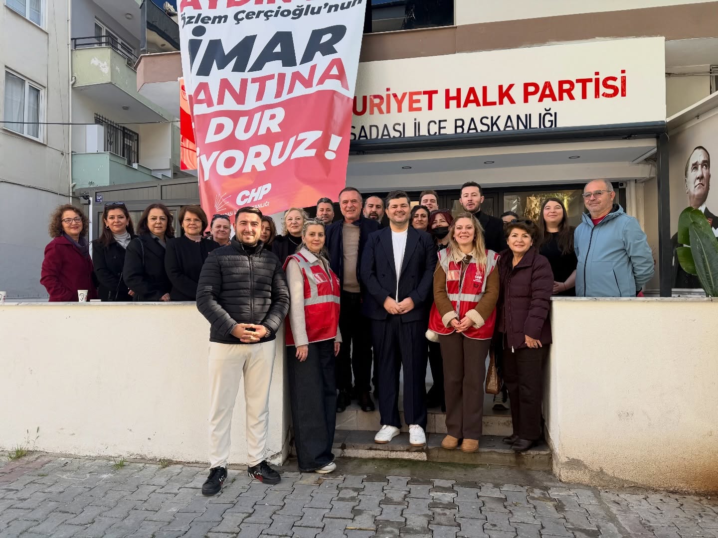 Chp’li Berberoğlu Adayımızı Yanımızda, Sandığı Önümüzde Istiyoruz (10)