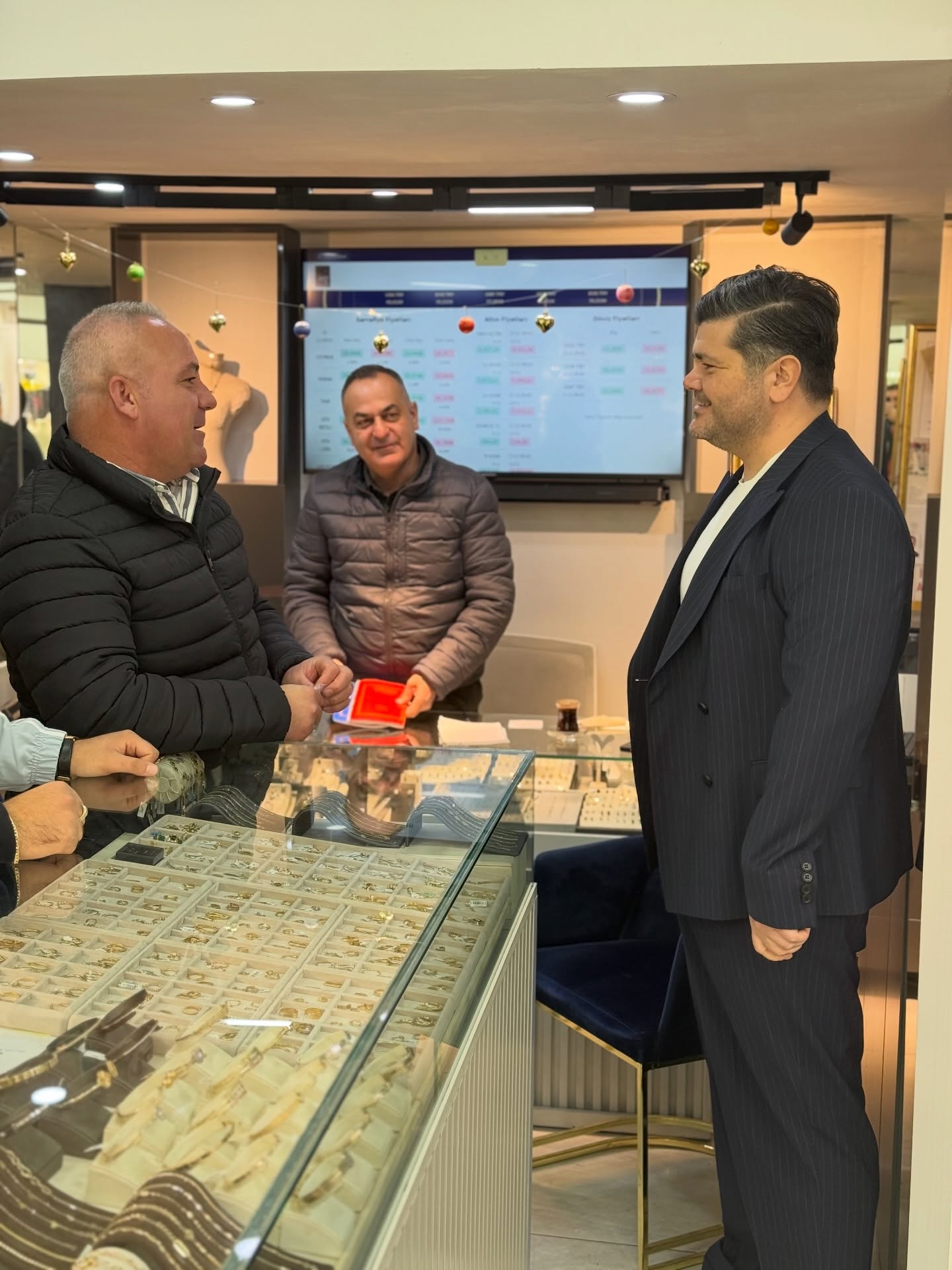 Chp’li Berberoğlu Adayımızı Yanımızda, Sandığı Önümüzde Istiyoruz (4)