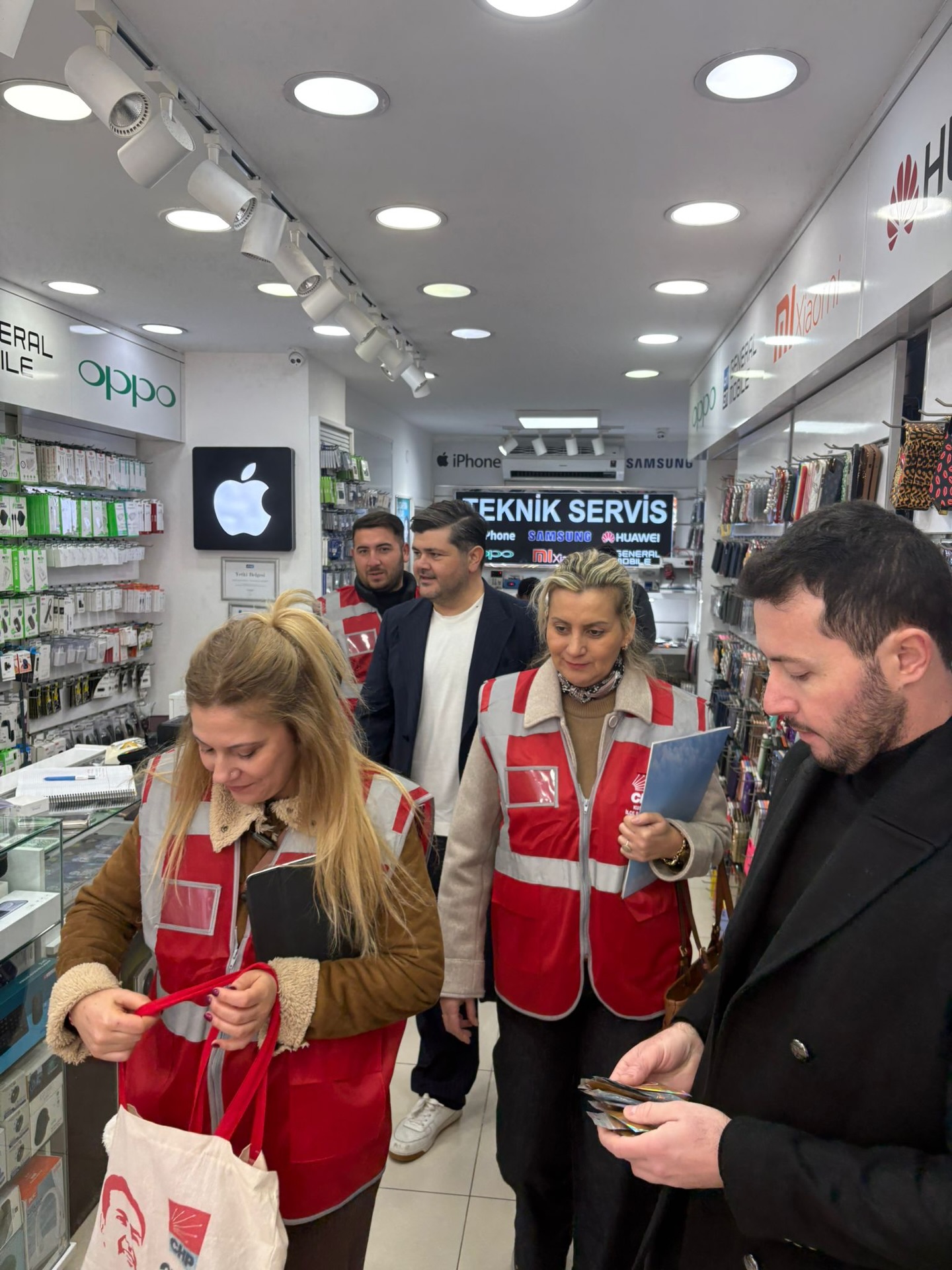 Chp’li Berberoğlu Adayımızı Yanımızda, Sandığı Önümüzde Istiyoruz (7)