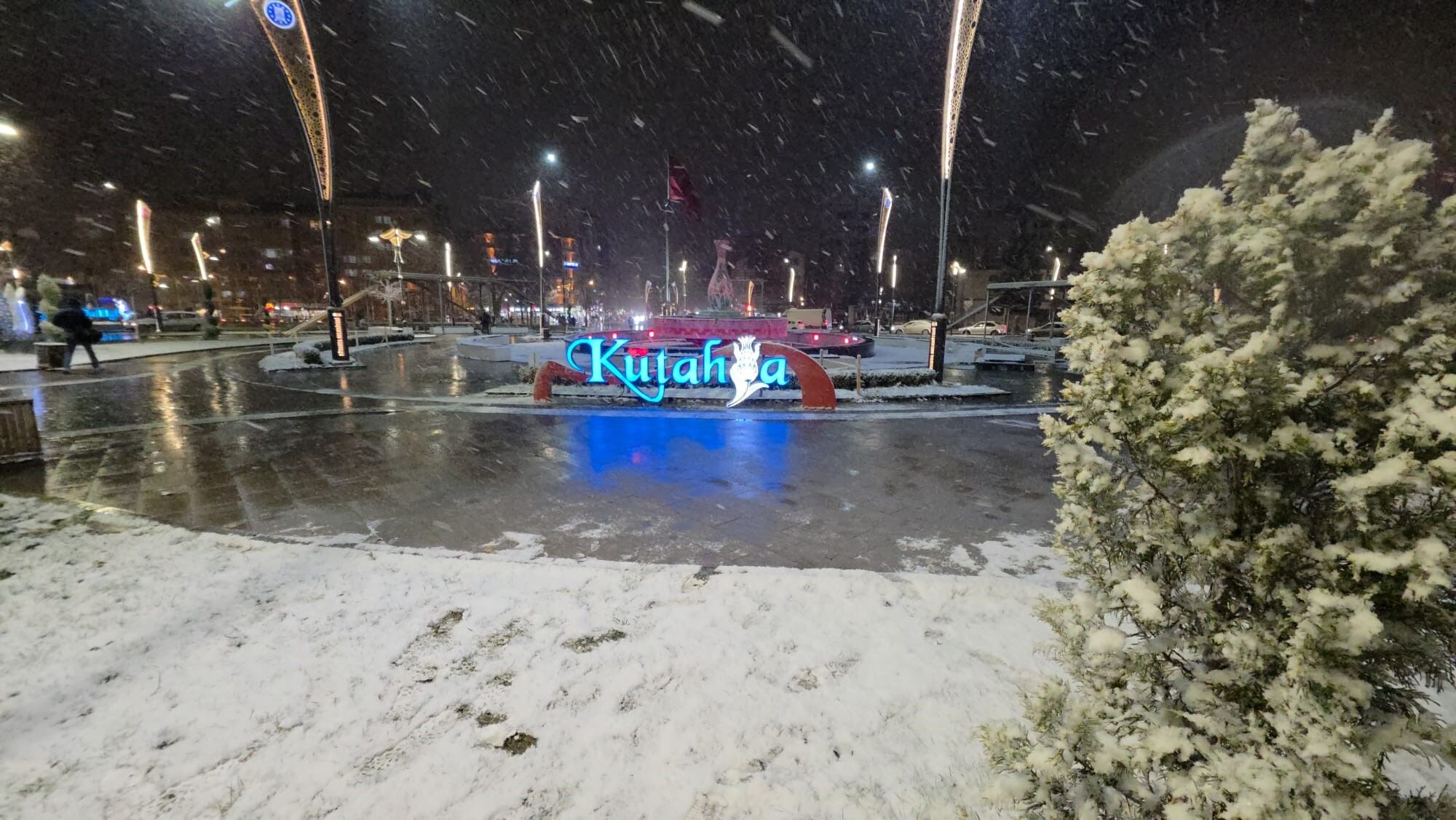 Ege’ye Lapa Lapa Kar Yağıyor (2)