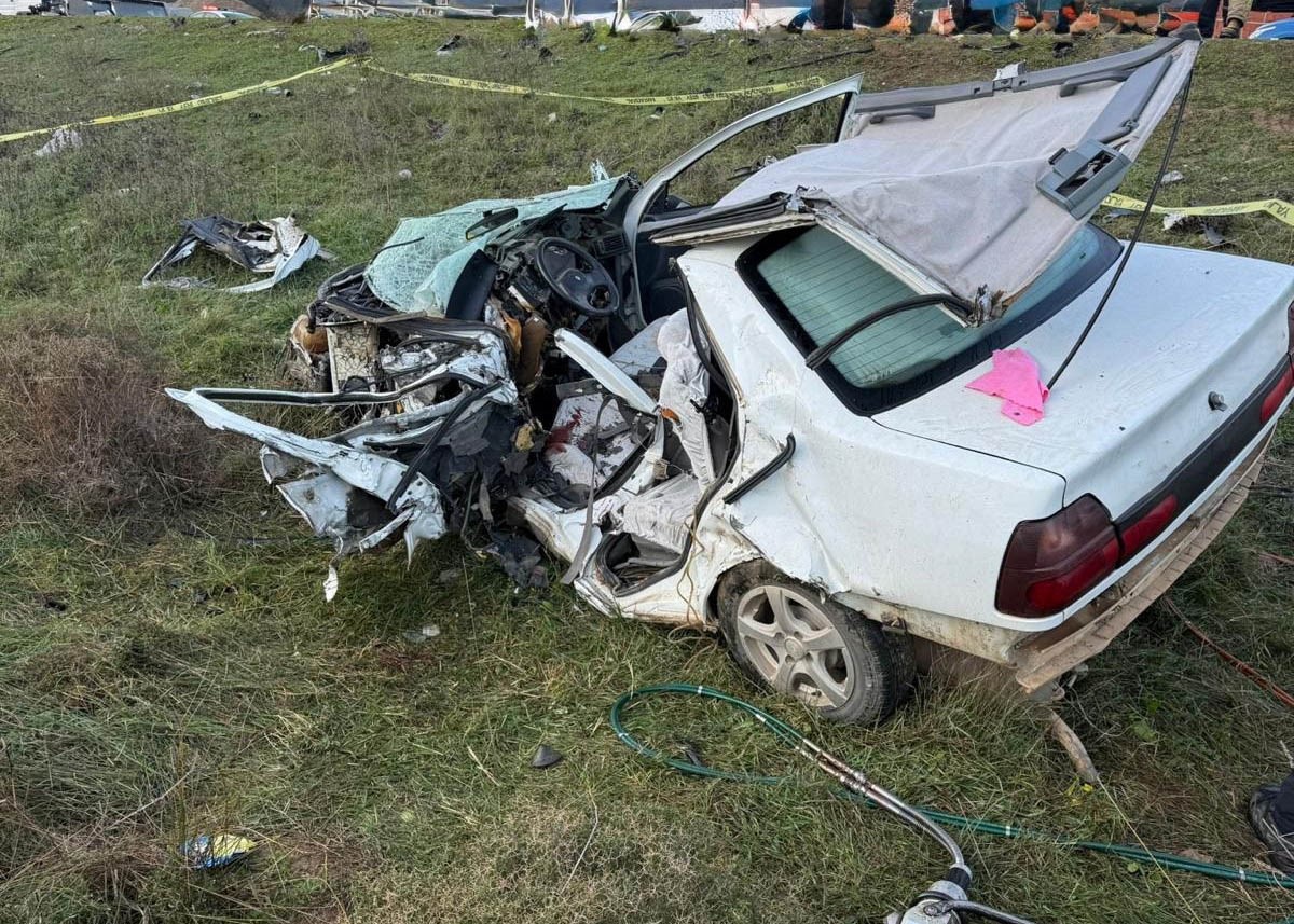 Feci Kazada Ölü Ve Yaralı Var (2)