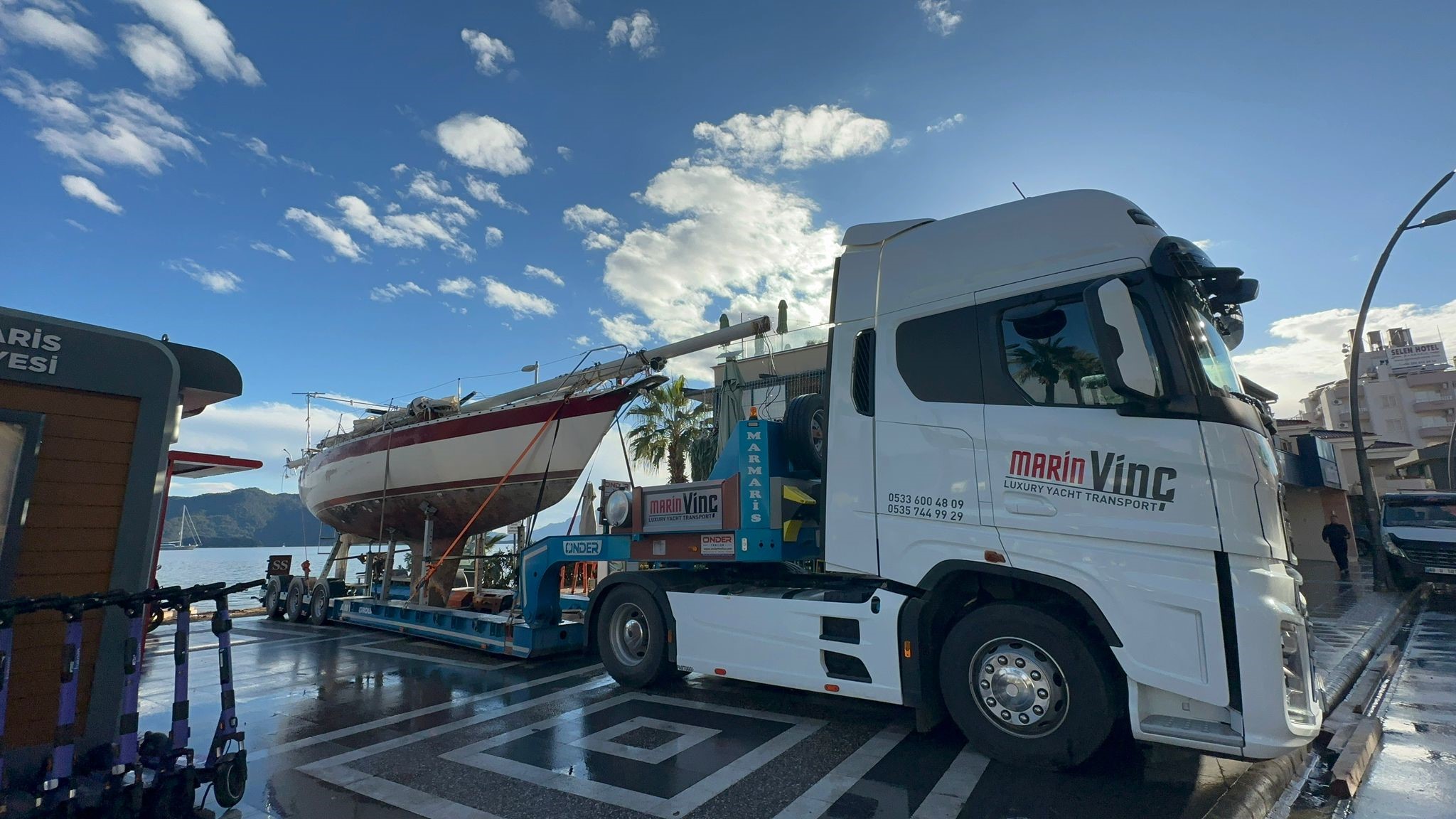 Fırtınada Yelkenliler Karaya Vurdu (3)