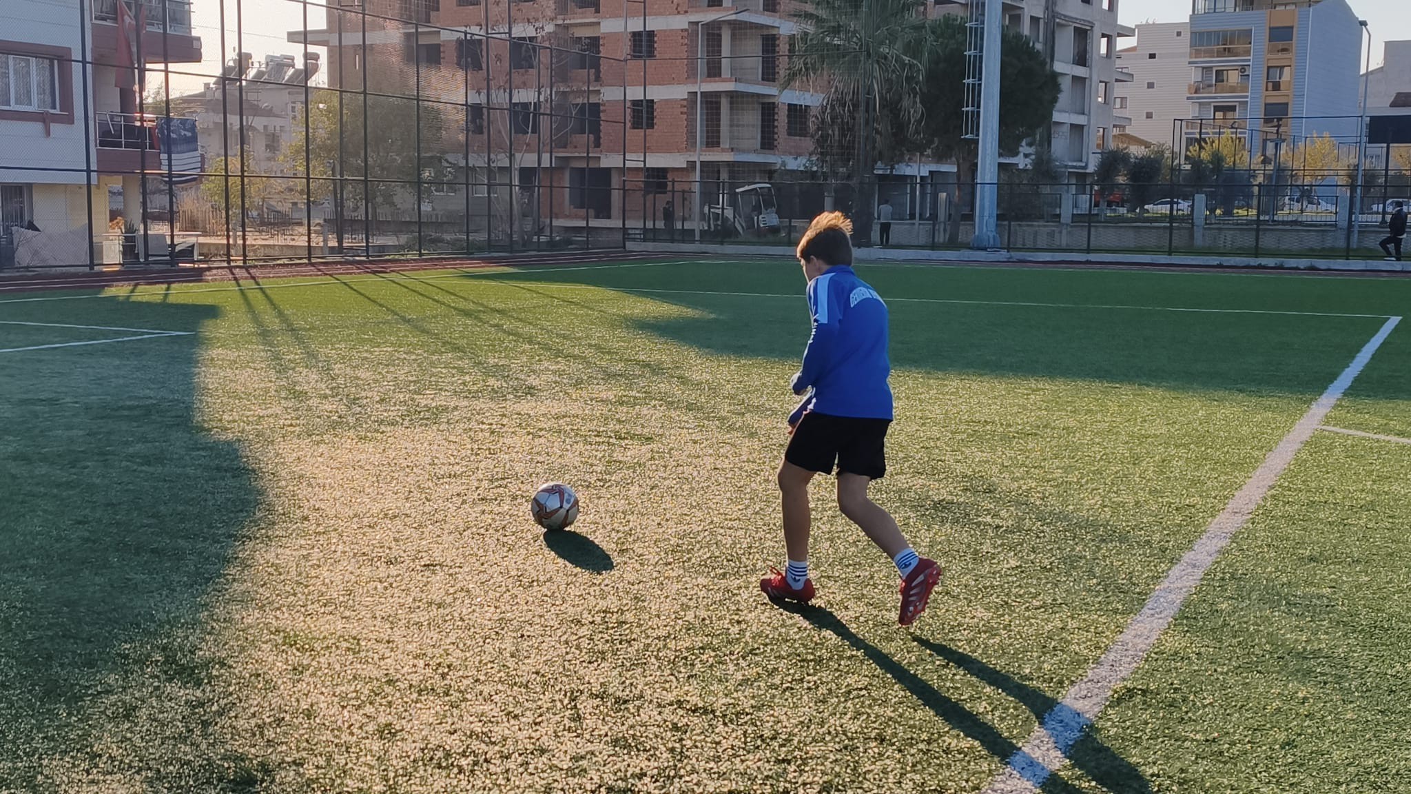 Germencik Belediyesi Futbol Kursları Yoğun Ilgiyle Devam Ediyor (4)
