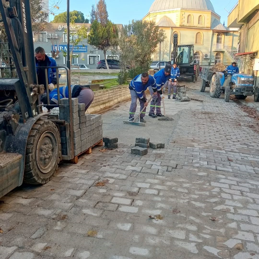 Germencik'te Bozulan Zeminler Onarıldı (2)-1