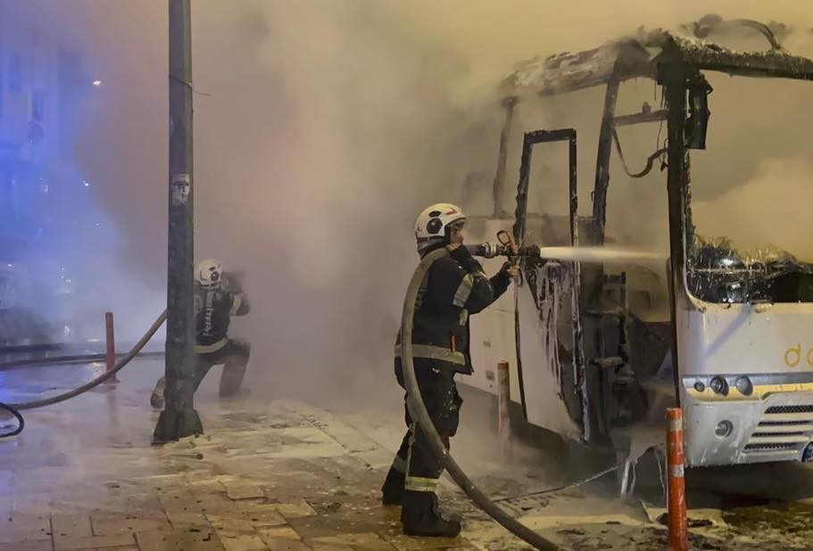 İşçiler Saniyelerle Yanmaktan Kurtuldu (3)