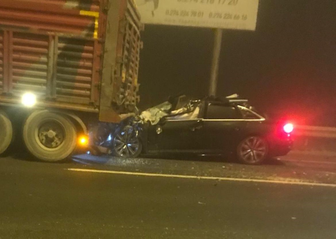 Korkunç Kazada 4 Kişi Hayatını Kaybetti (4)