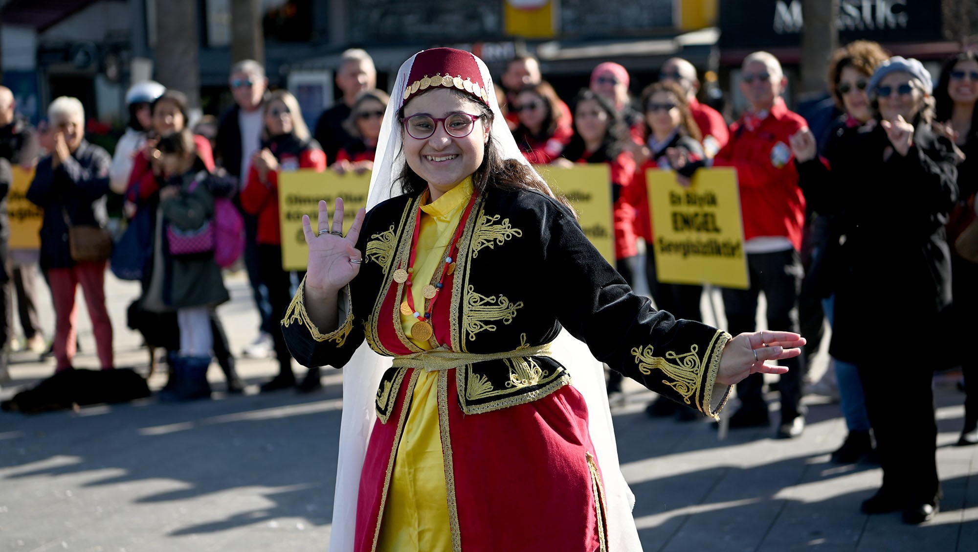 Kuşadası'nda '3 Aralık Dünya Engelliler Günü' Kutlandı (1)