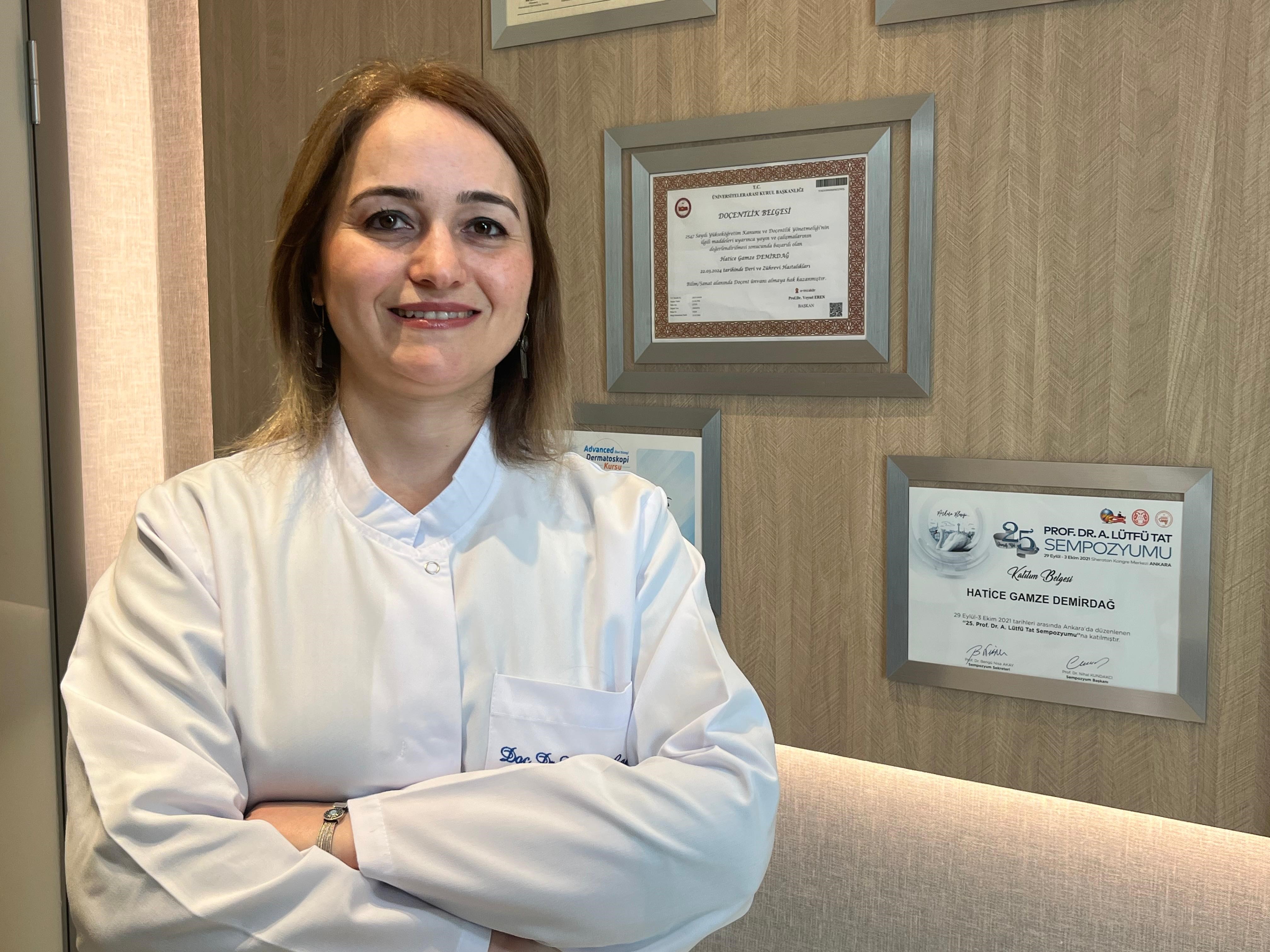 Mağazalarda Kıyafet Deneyenler Dikkat (5)