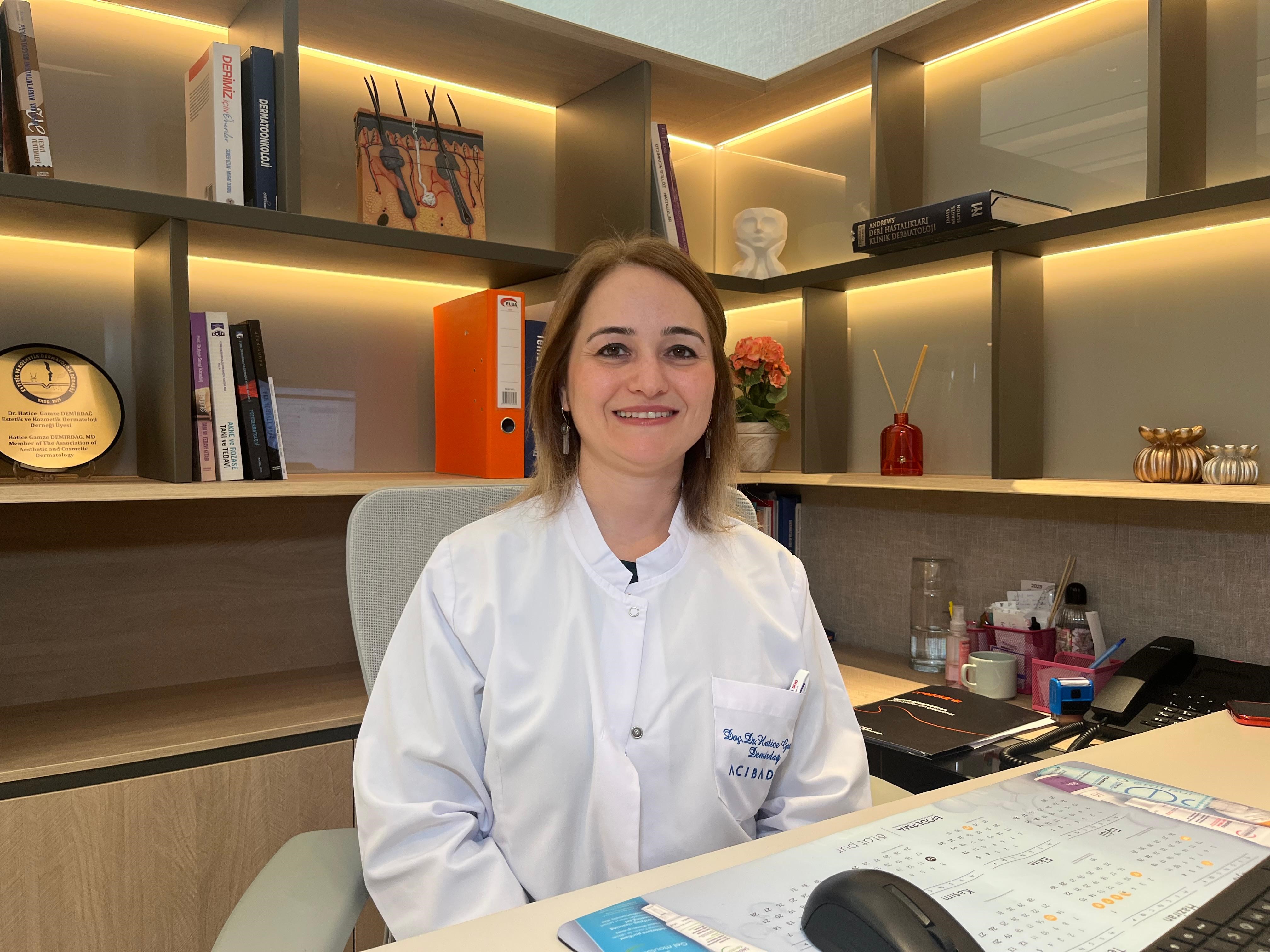 Mağazalarda Kıyafet Deneyenler Dikkat (6)