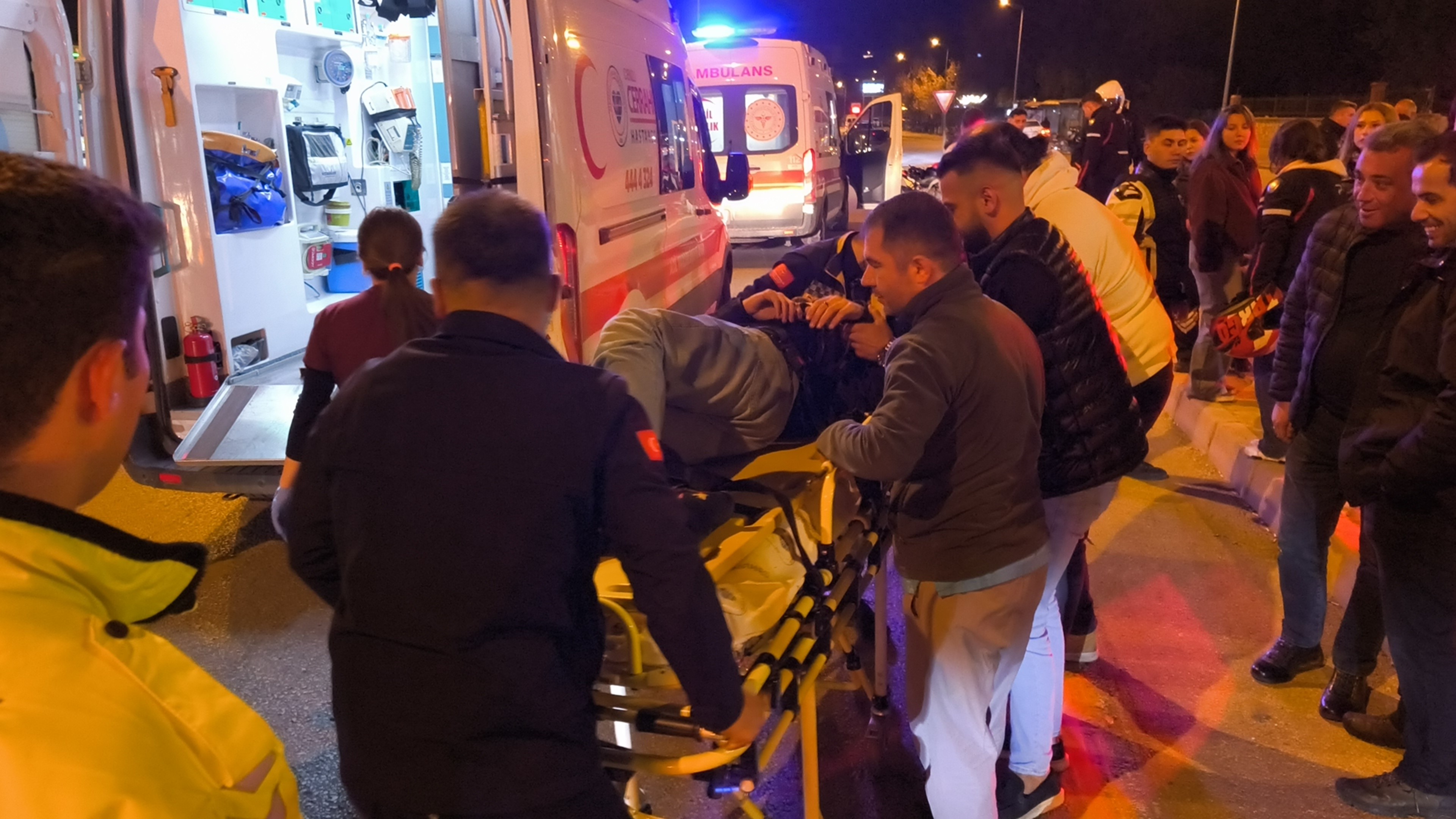 Ortalık Fena Karıştı, Ekipler Bölgede (4)