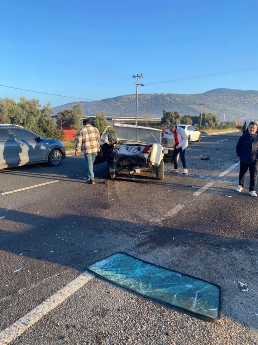 Tofaş Araç Teneke Kutu Gibi Ezildi (4)
