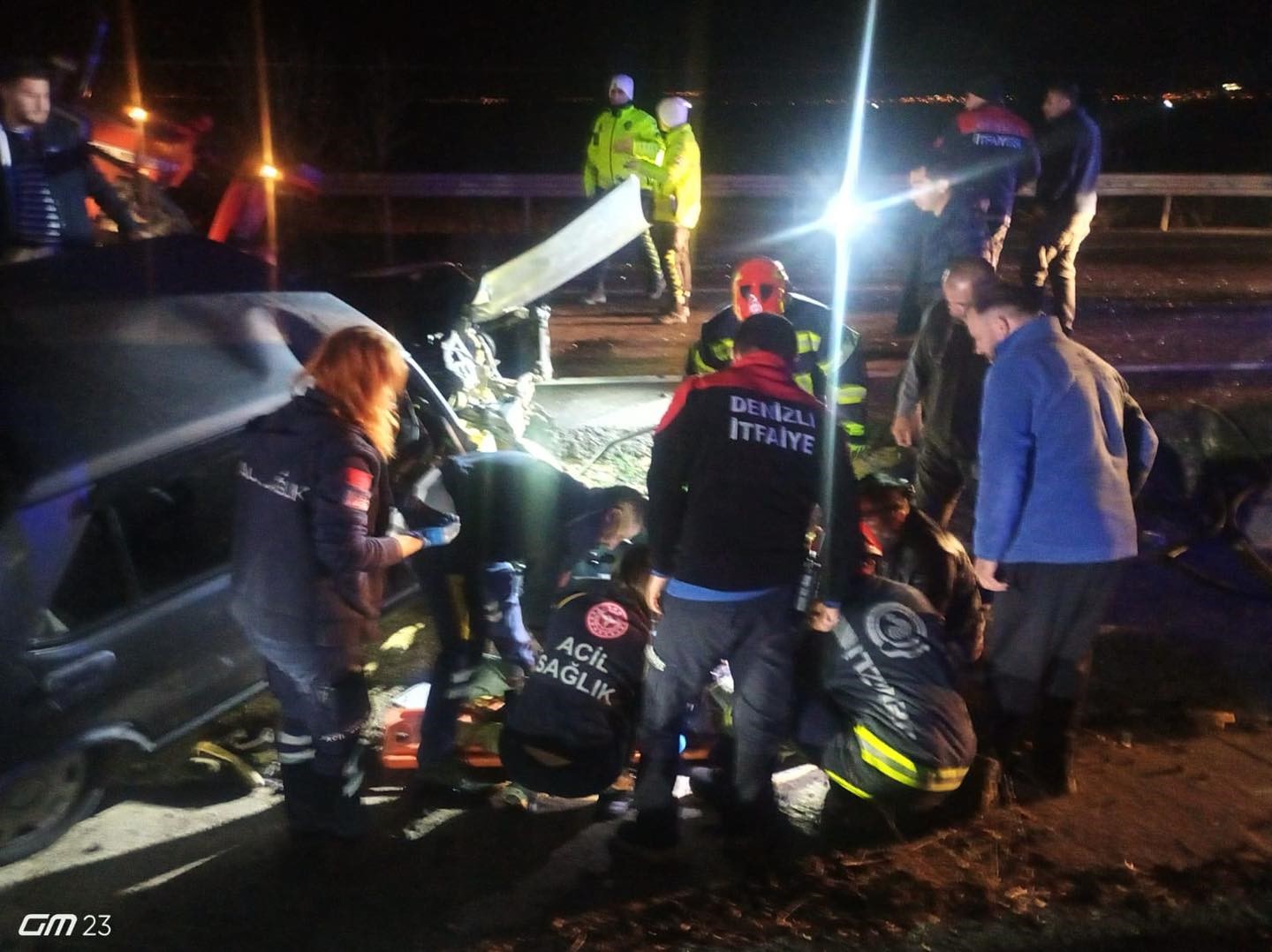 Traktör Ile Otomobil Çarpıştı (2)