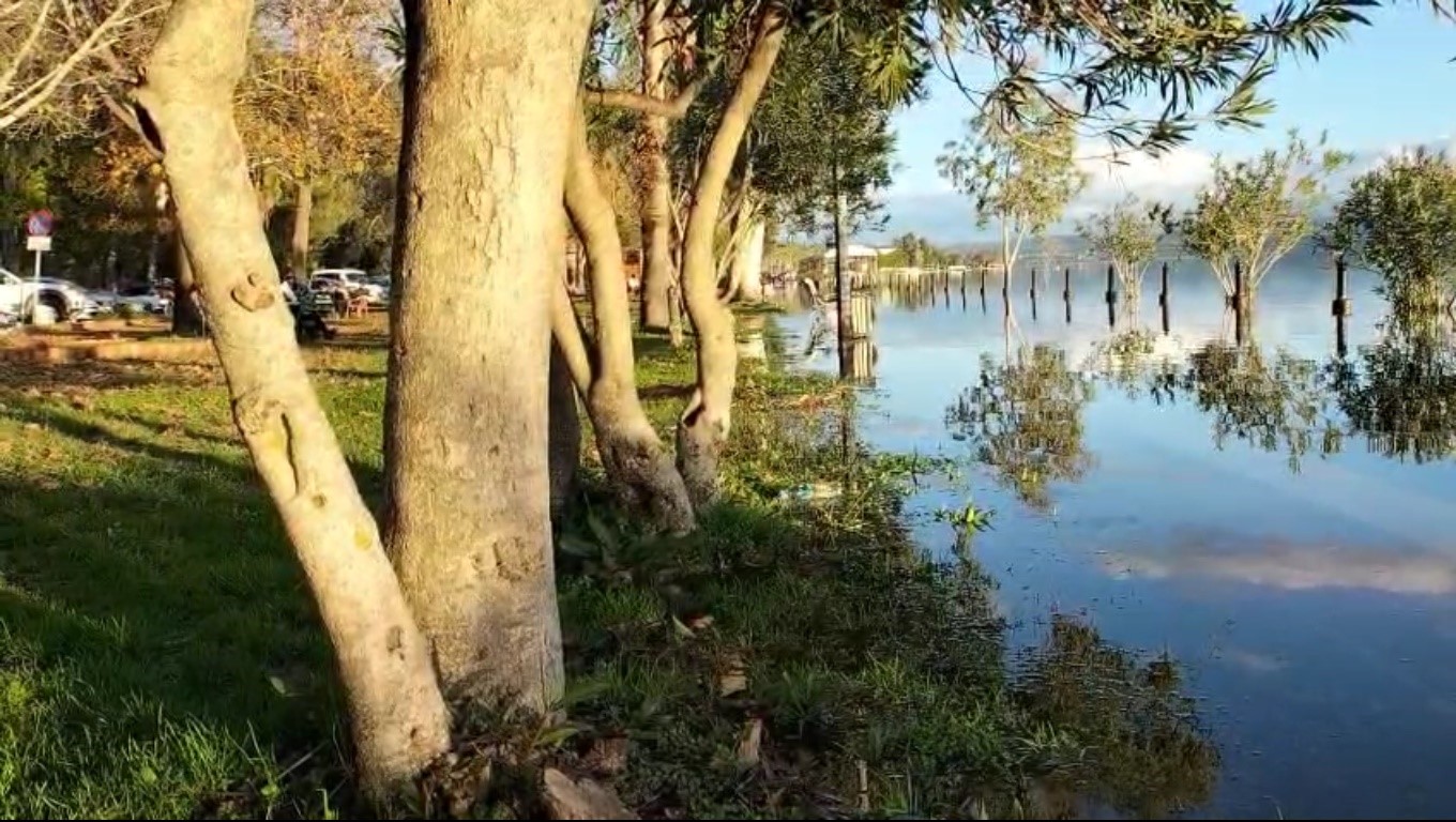 Yağışlar Nedeniyle Göl Taştı (5)