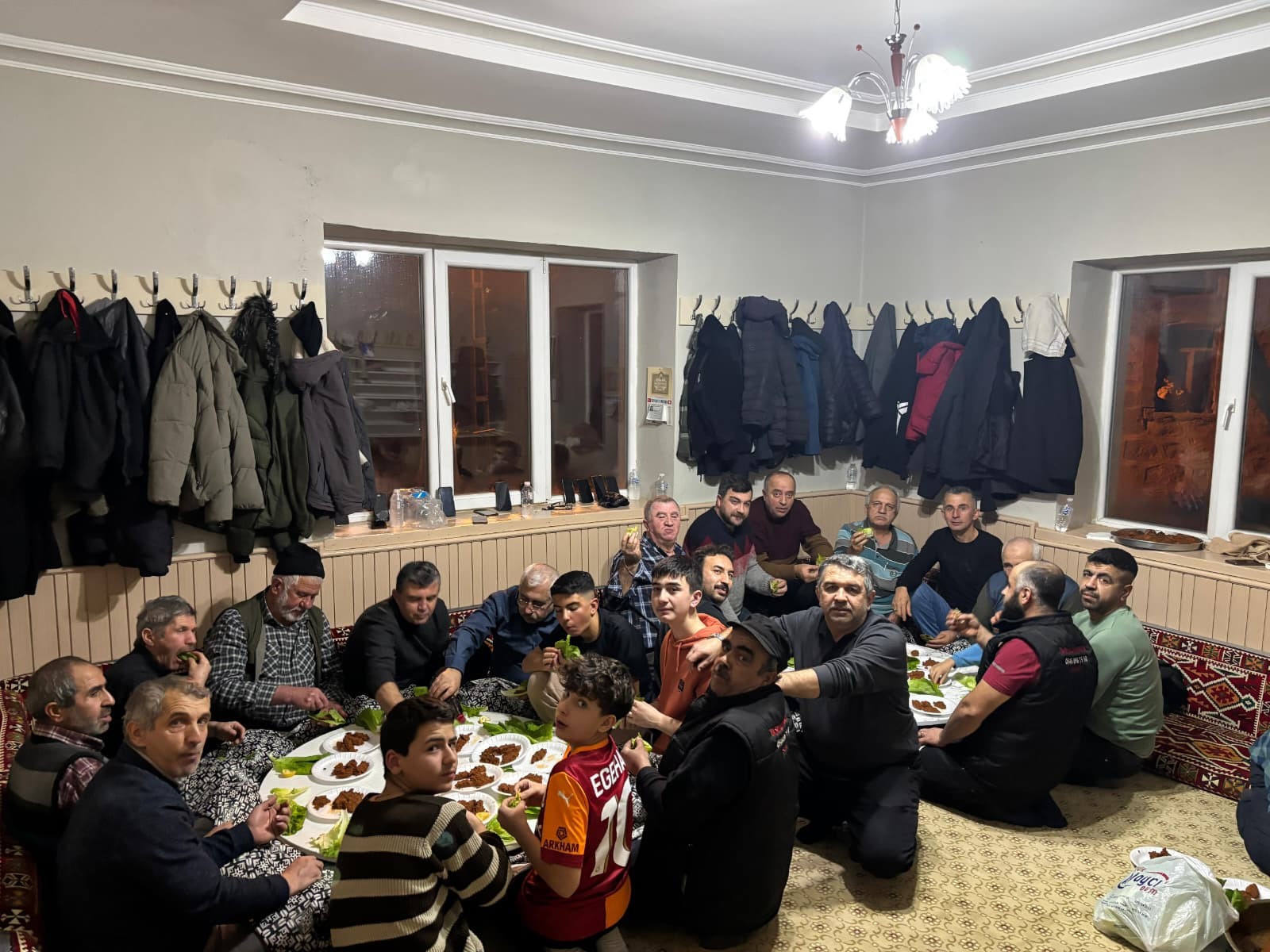Afyonkarahisar’ın Şuhut Ilçesine Bağlı Kavaklı Köyünde, Köy Odası Geleneği Tüm Sıcaklığıyla Yaşatılmaya Devam Ediyor (3)