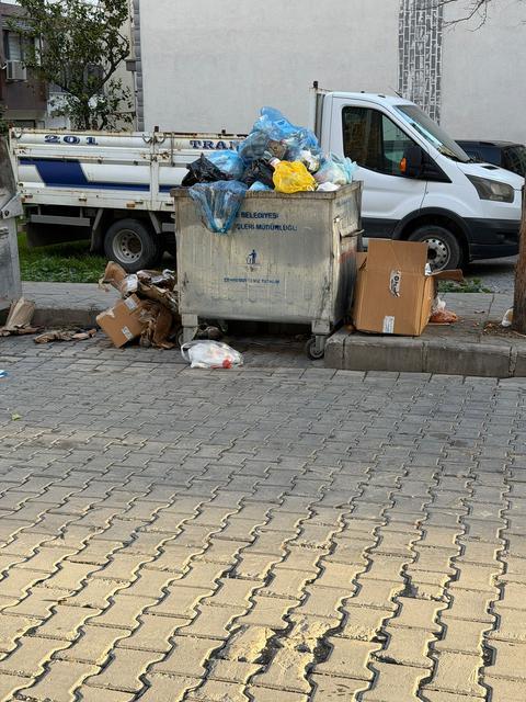 Ak Parti’ye Geçince Hizmet Yağacaktı, Söke Çöp Içinde Kaldı (2)