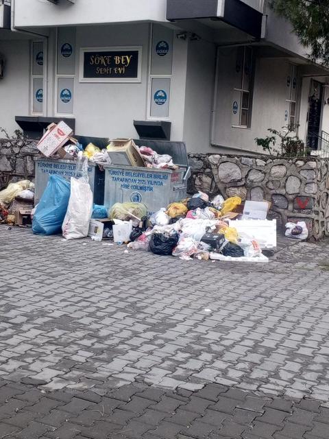 Ak Parti’ye Geçince Hizmet Yağacaktı, Söke Çöp Içinde Kaldı (3)