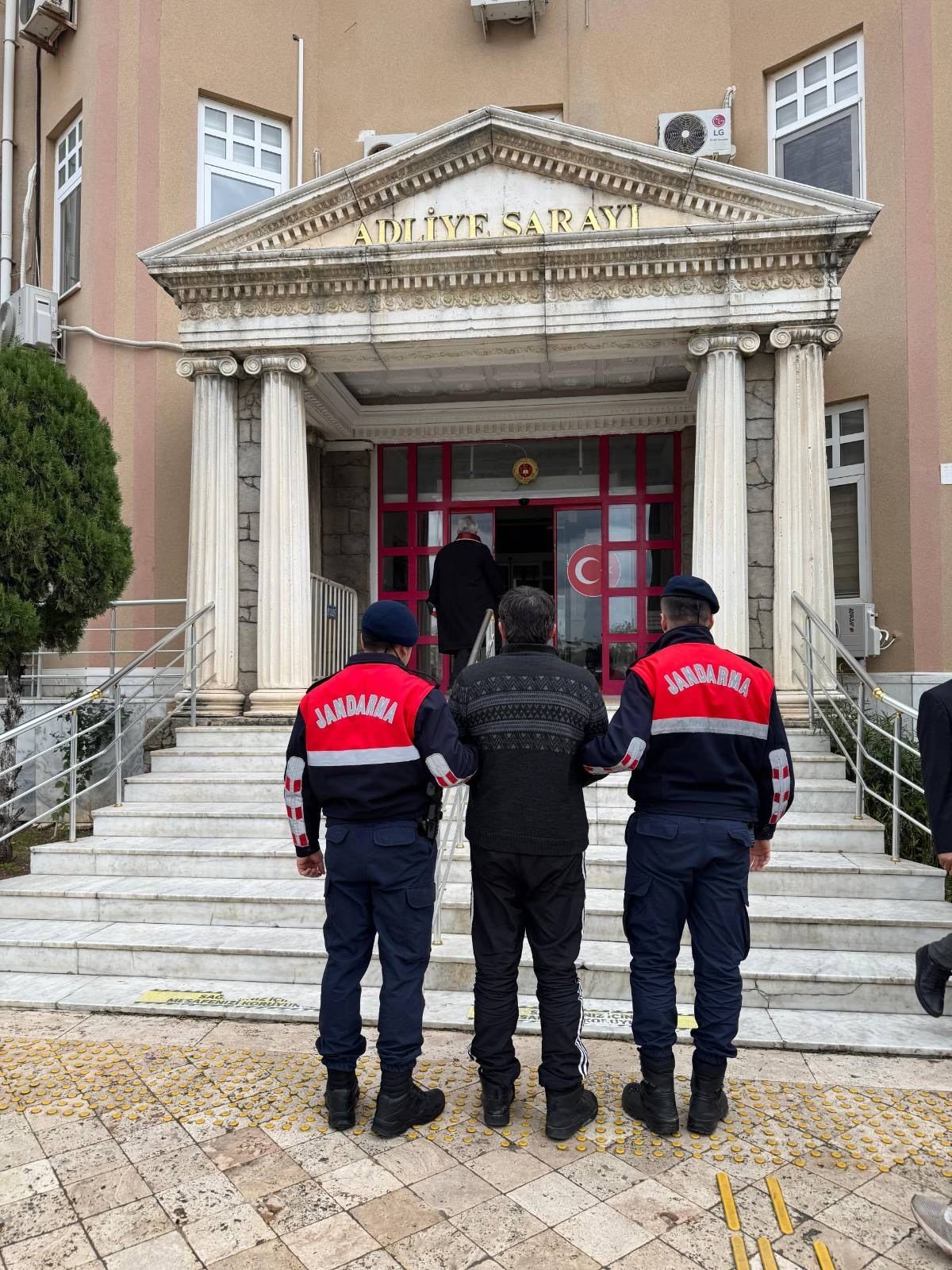 Aydın Jandarmasından Kaçamadılar (2)