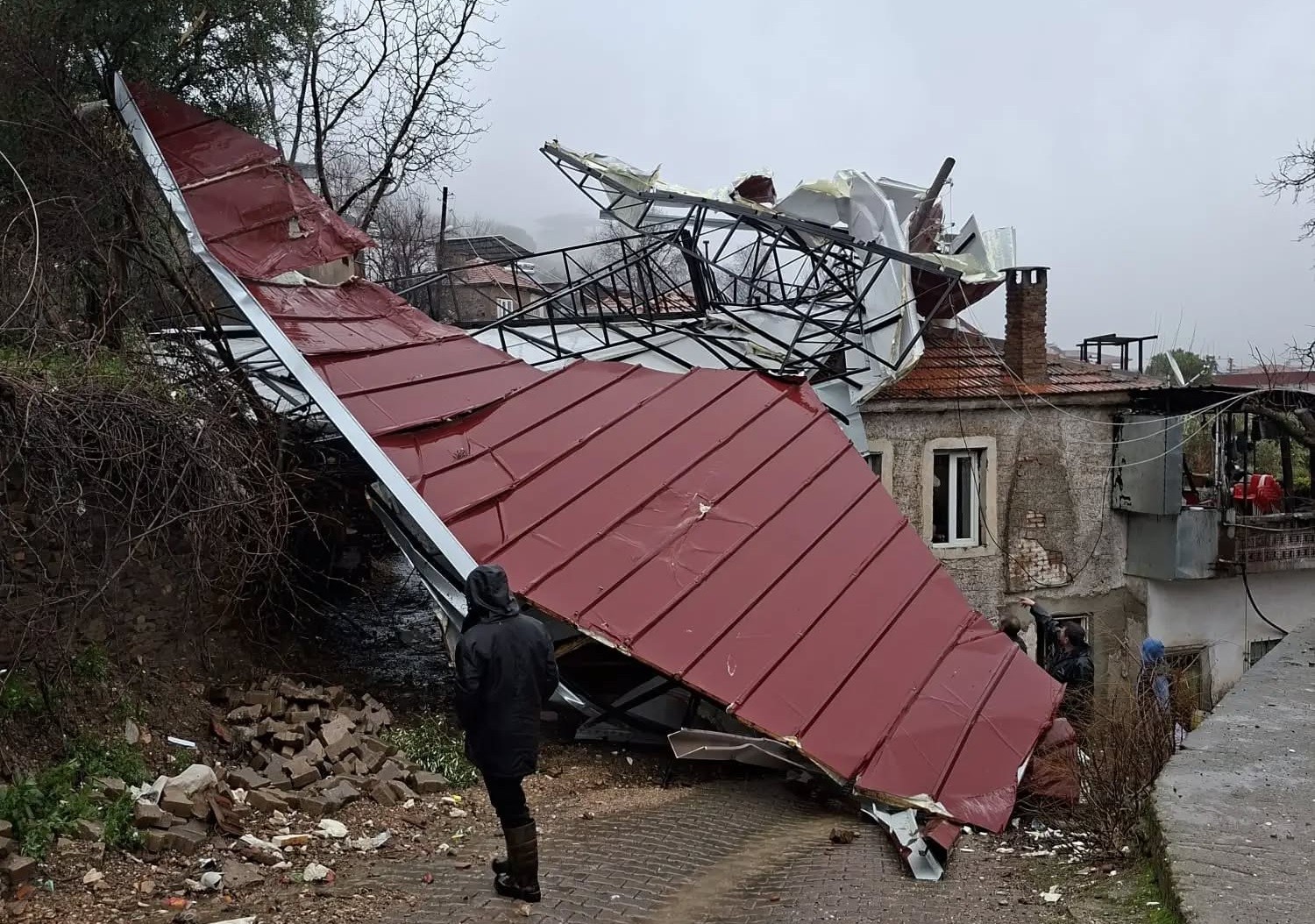 Aydın Köşk’te Ortalık Savaş Alanına Döndü (2)