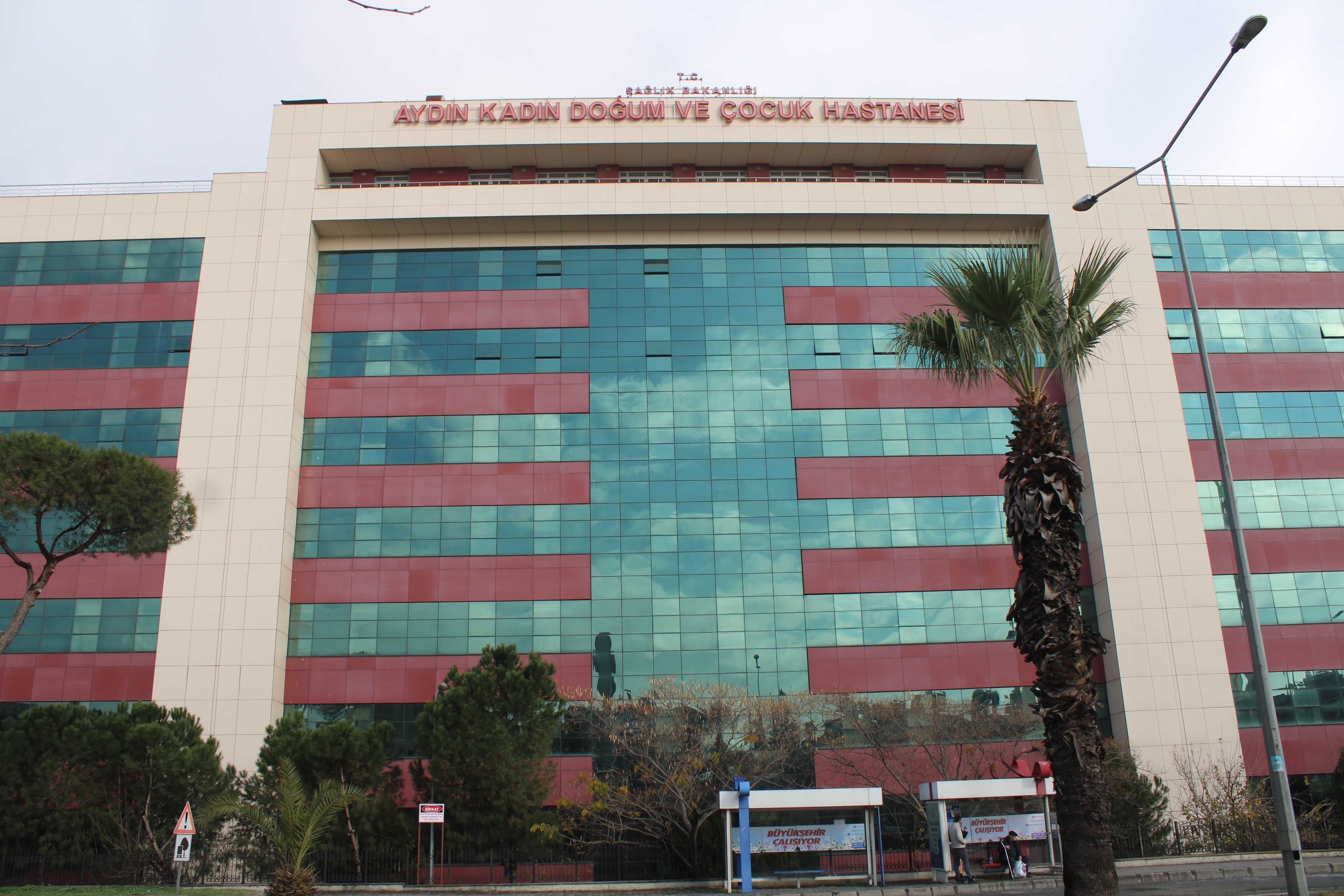 Aydın’a Yıllarca Hizmet Veren Bina Şimdi Sessizliğe Büründü (11)