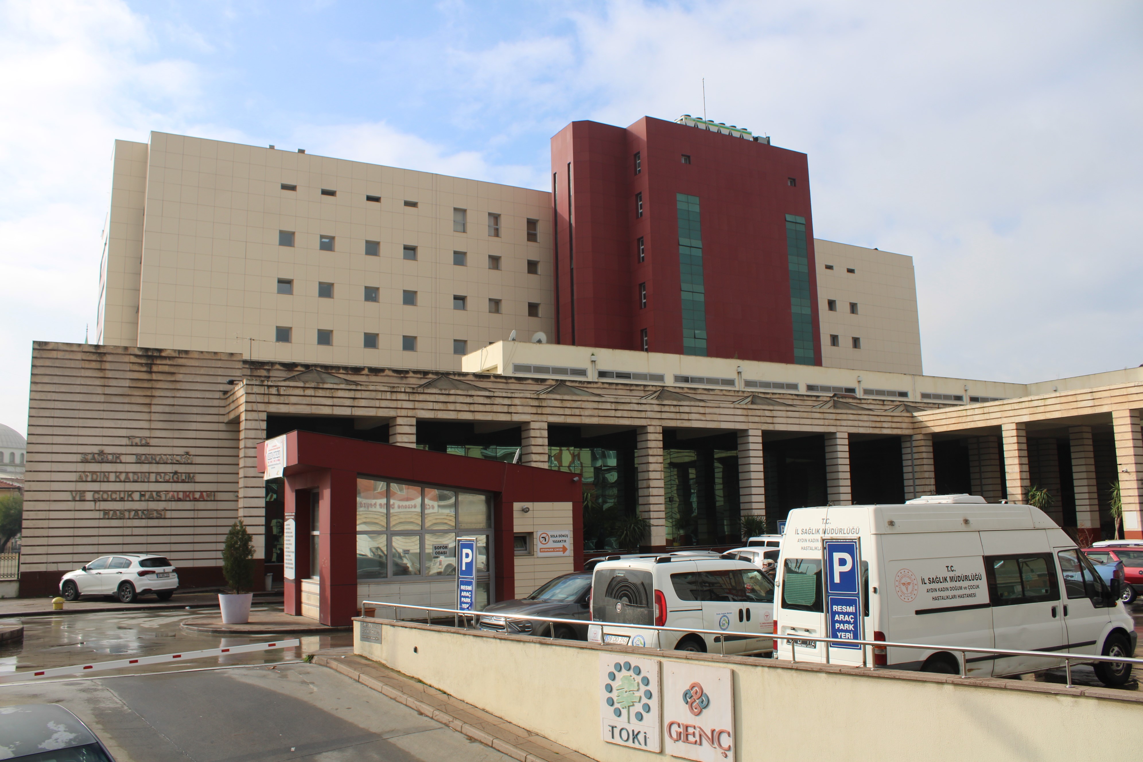 Aydın’a Yıllarca Hizmet Veren Bina Şimdi Sessizliğe Büründü (5)