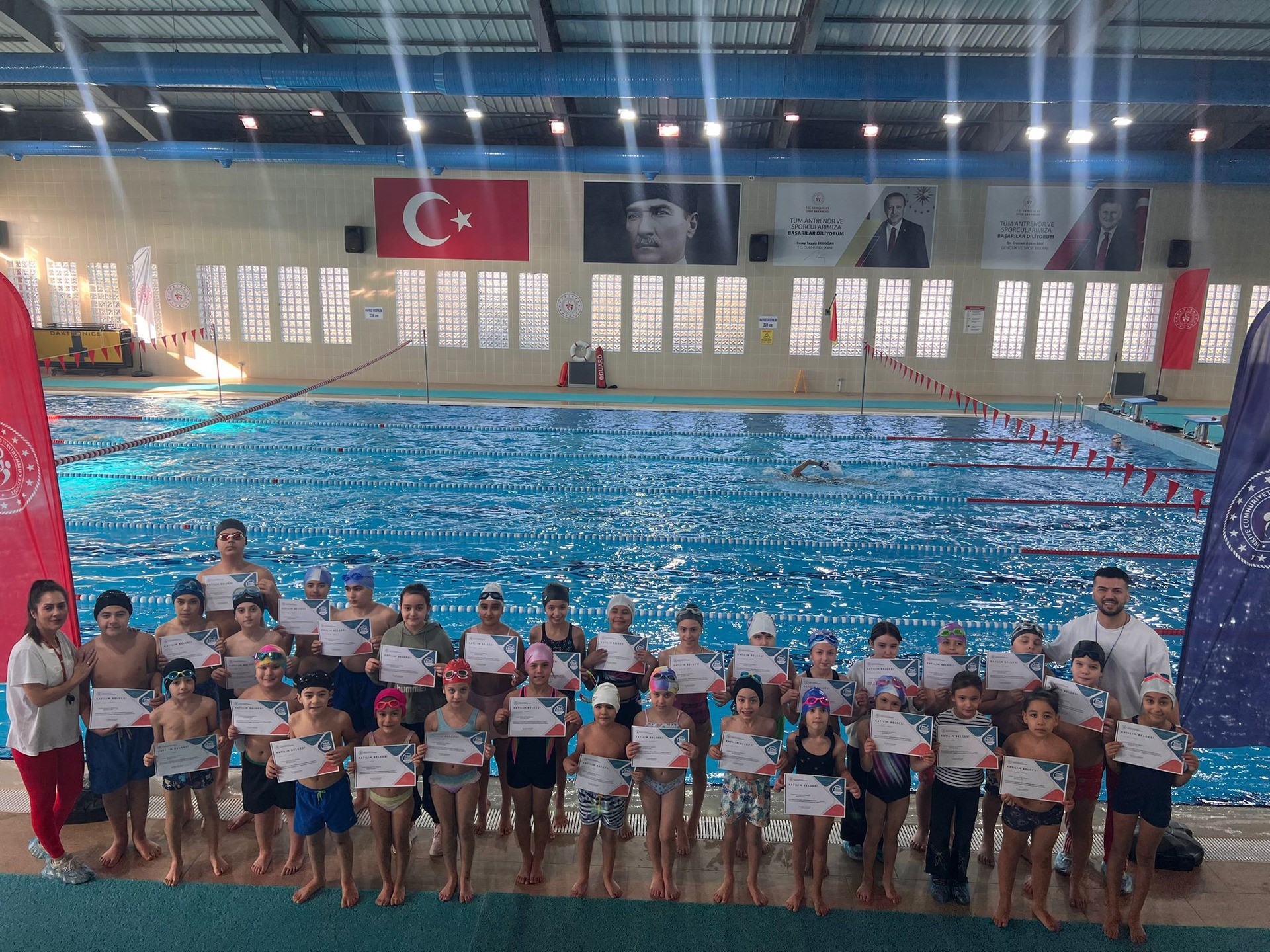 Aydın’da 200 Çocuk Yüzme Öğrendi (4)