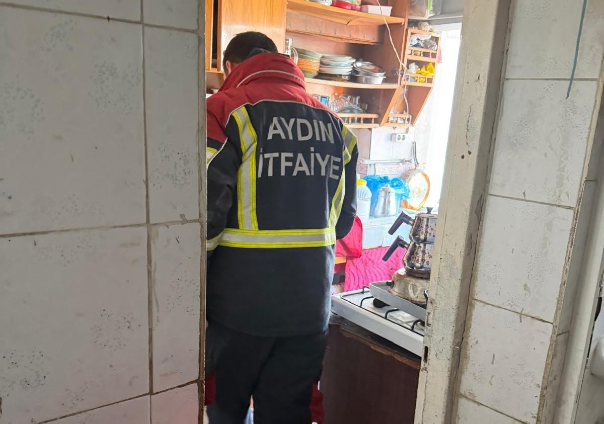 Aydın’da Apartman Aşağı Indi (2)