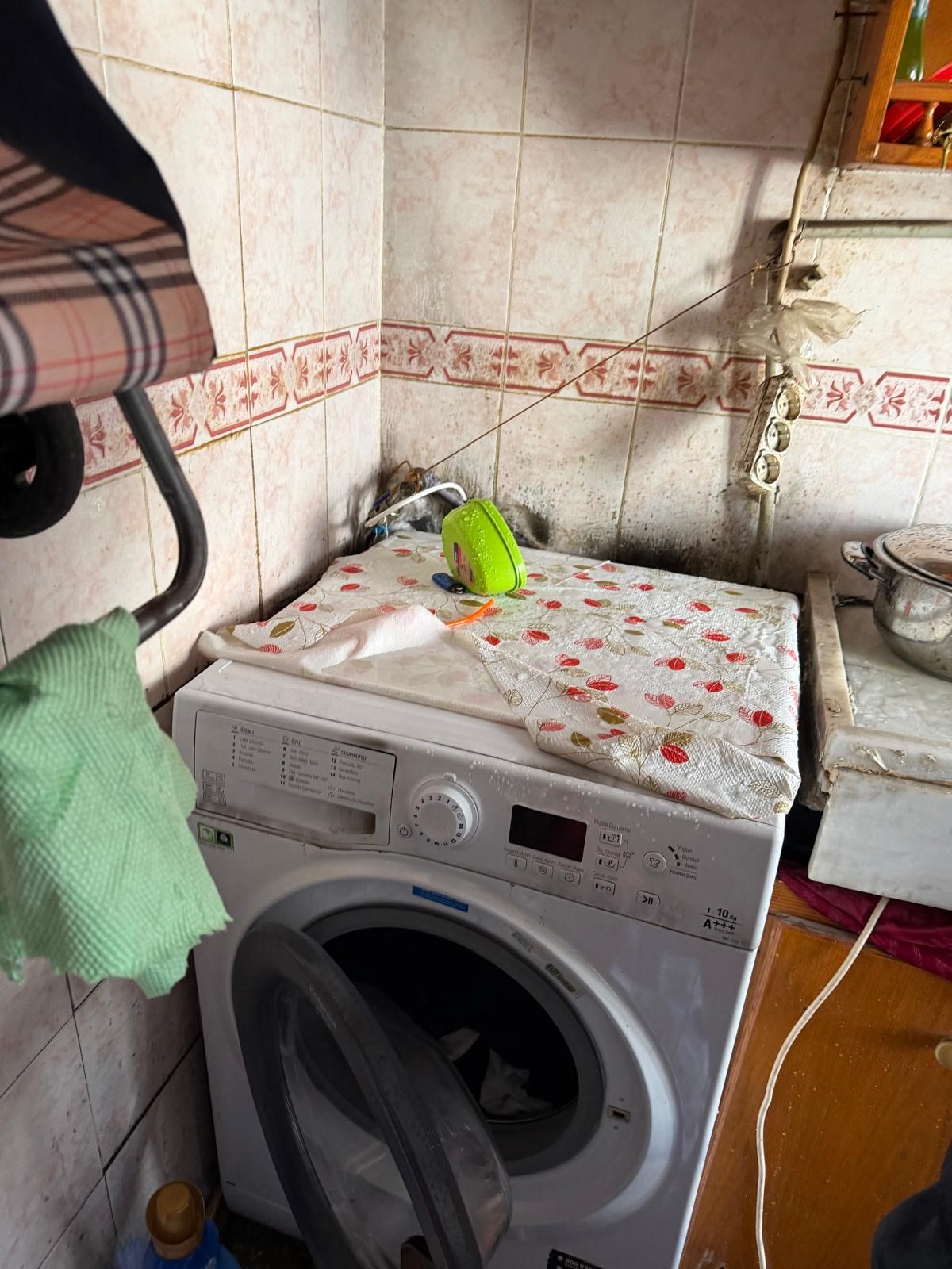 Aydın’da Apartman Aşağı Indi (5)