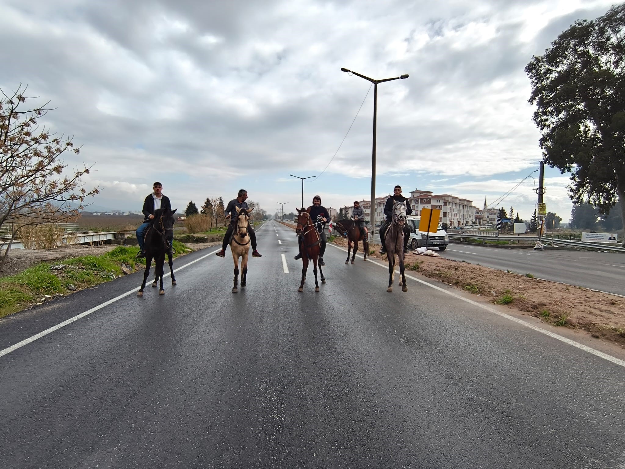 Aydın’da At Yarışları Düzenlenecek (6)