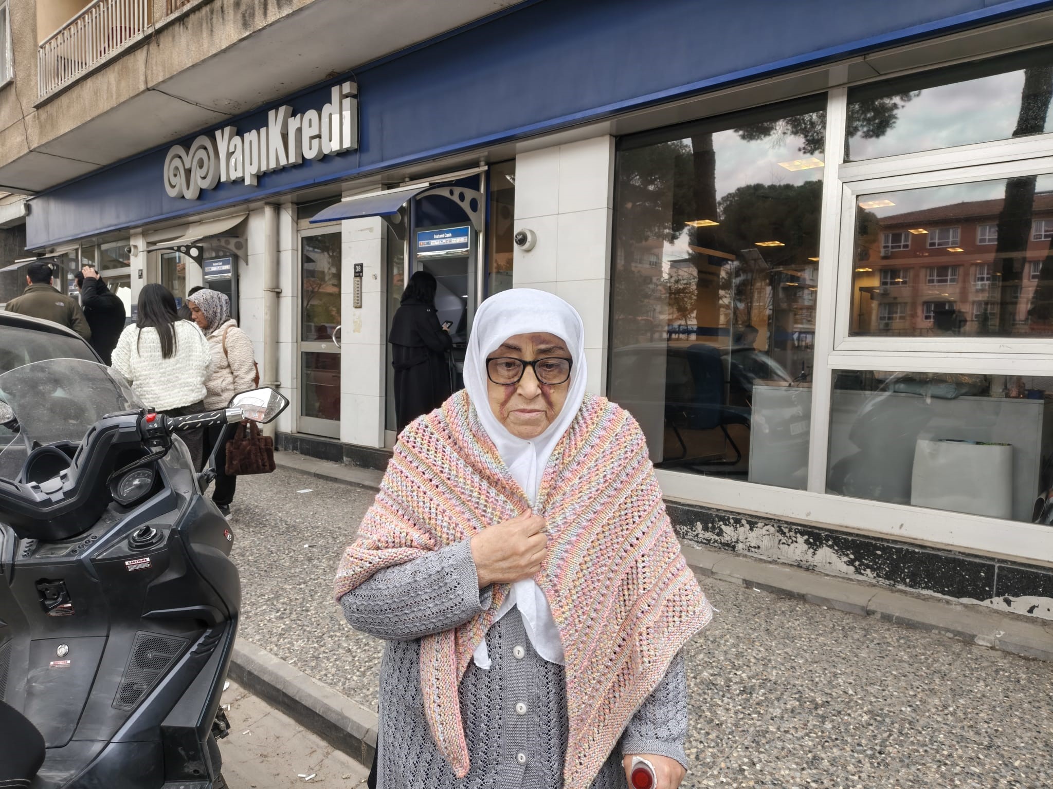 Aydın’da Bu Da Oldu.. Yaşlı Kadına Bankadan Şok Sözler (3)