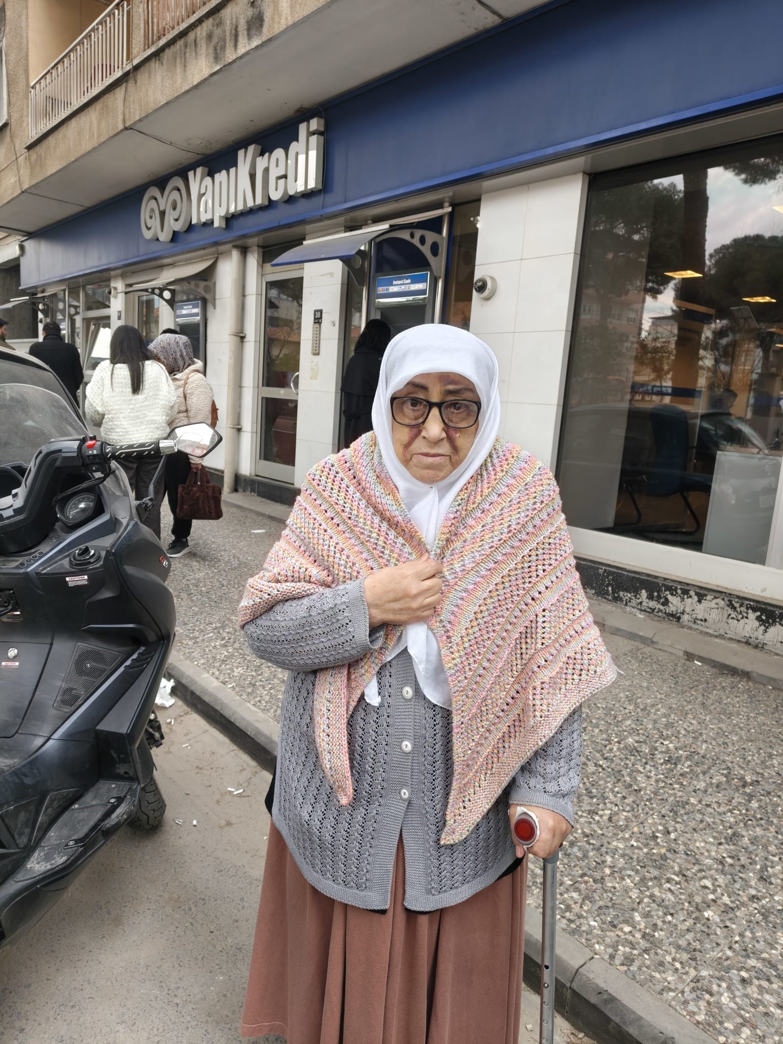 Aydın’da Bu Da Oldu.. Yaşlı Kadına Bankadan Şok Sözler (4)