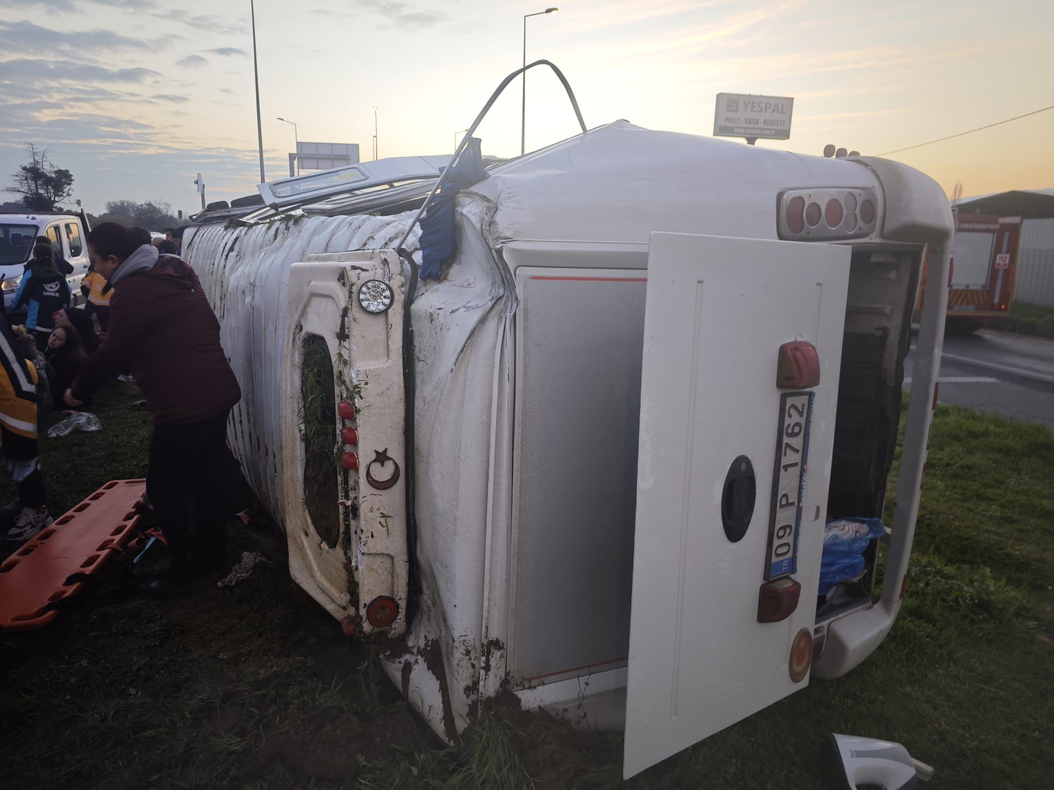 Aydın’da Buzlanan Yolda Can Pazarı Yaşandı (5)