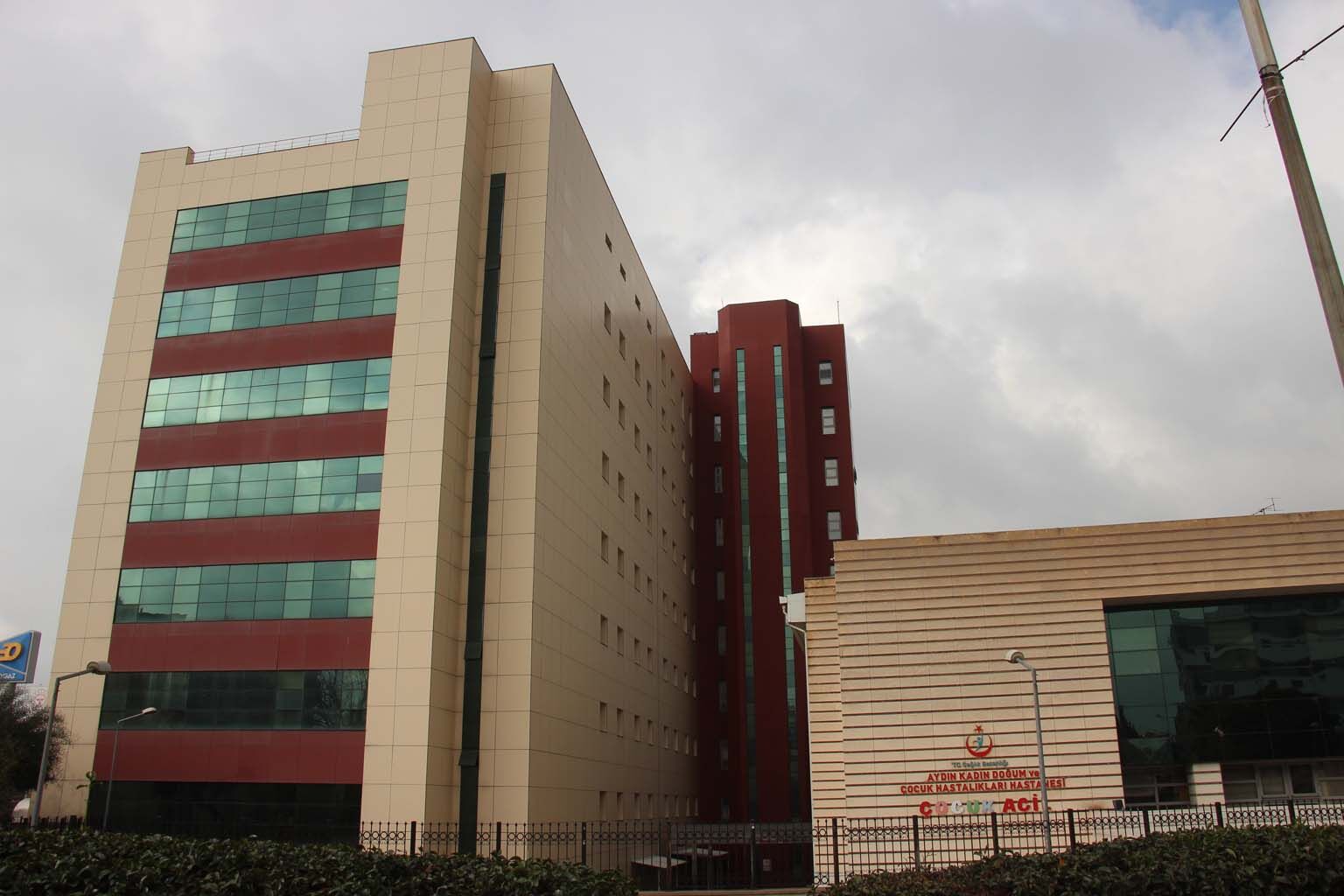 Aydın’da Hastaneye Gelenler Kapıda Kaldı (3)