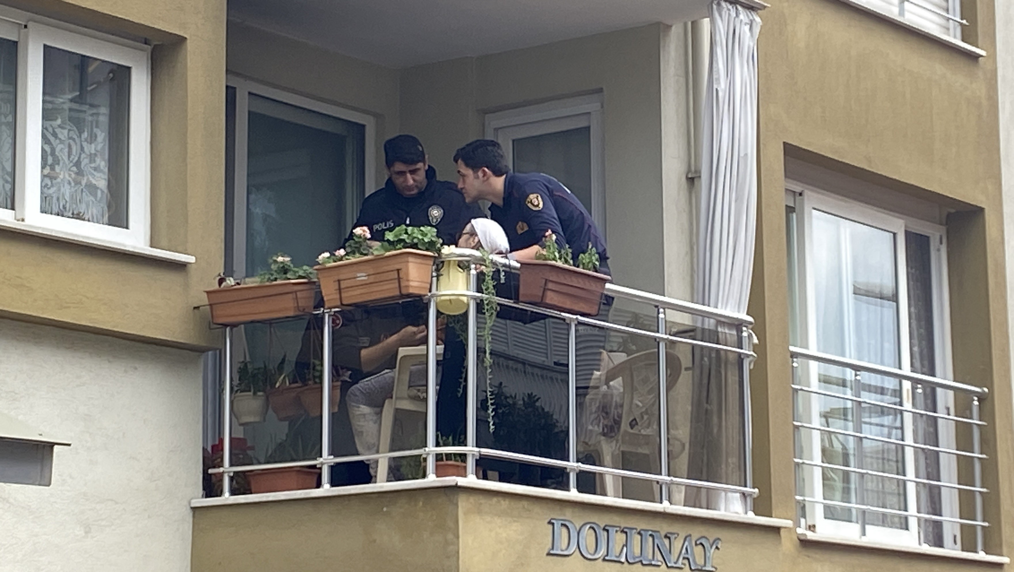 Aydın’da Taziye Evine Yemek Yapıyordu, Evi Yandı (7)