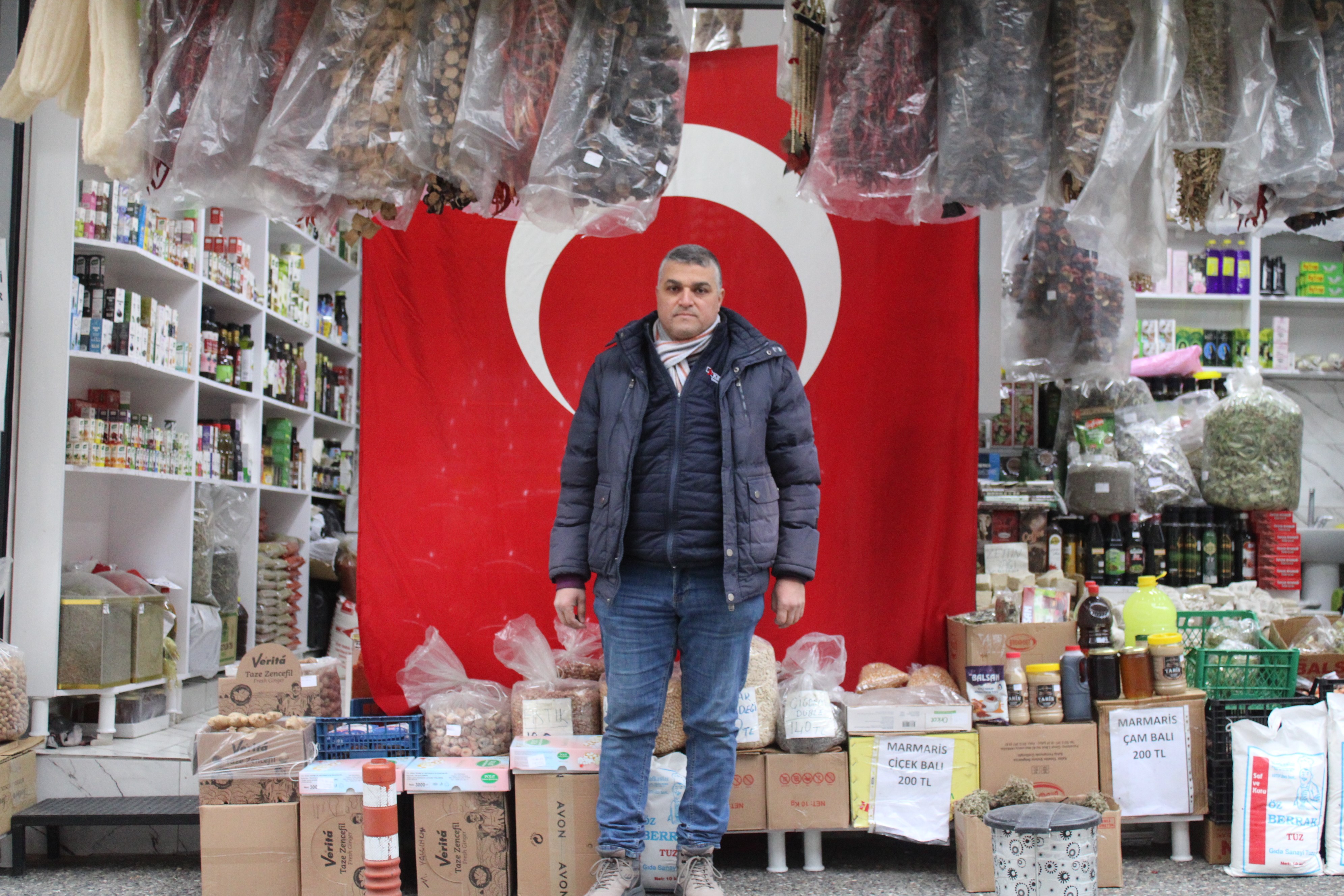 Aydınlı Esnaftan '5 Metrelik' Bayrak Tepkisi (6)