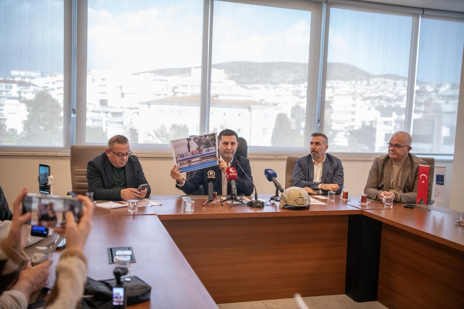 Başkan Günel Bu Binaya Zorla Gelmedik (5)