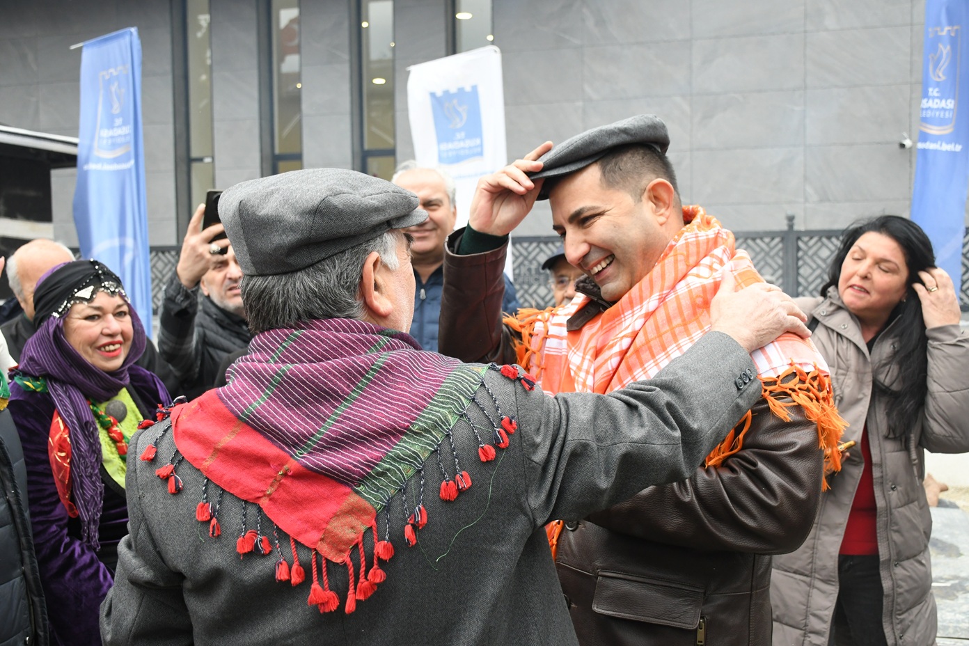 Başkan Hizmet Çadırı Basın (5)