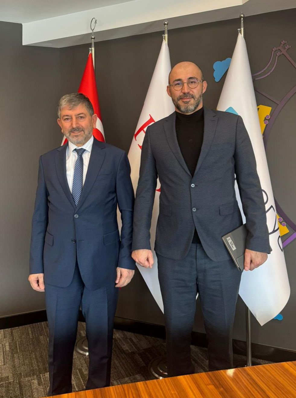 Başkan Zencirci, Ortaklar'ın Doğalgazı Için İstanbul'da (3)