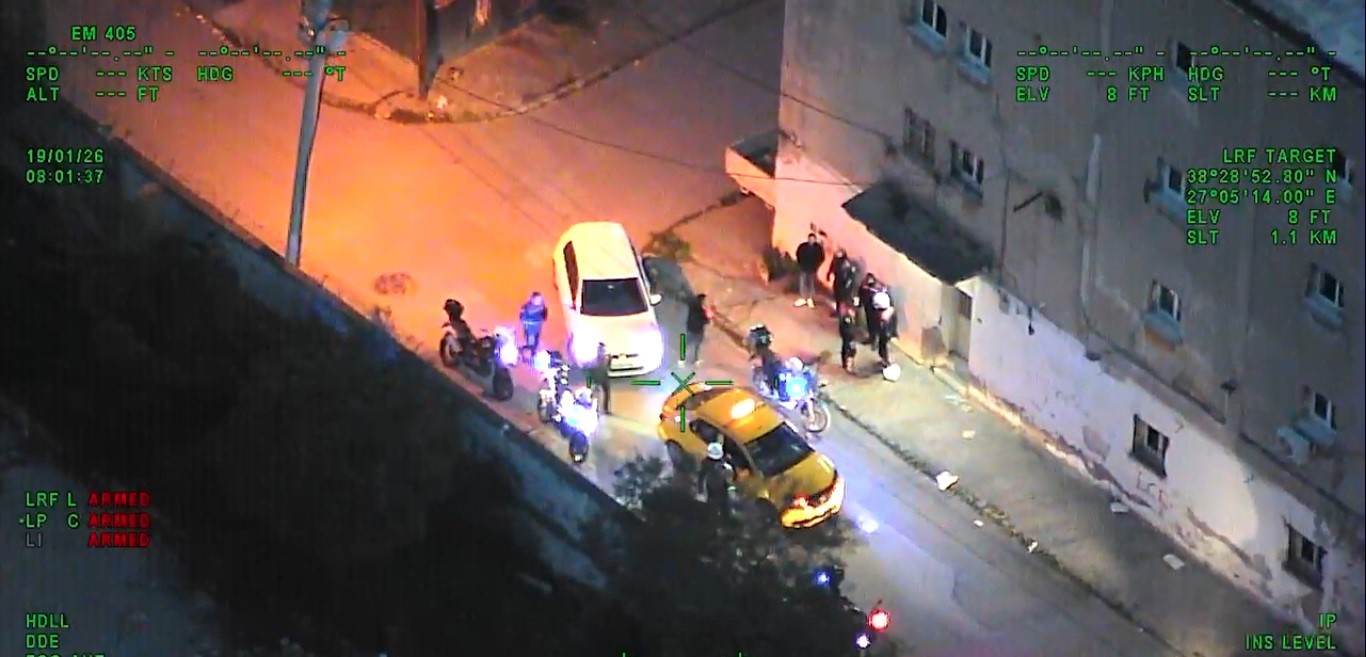 Binlerce Polis Ile Baskın Yapıldı (2)