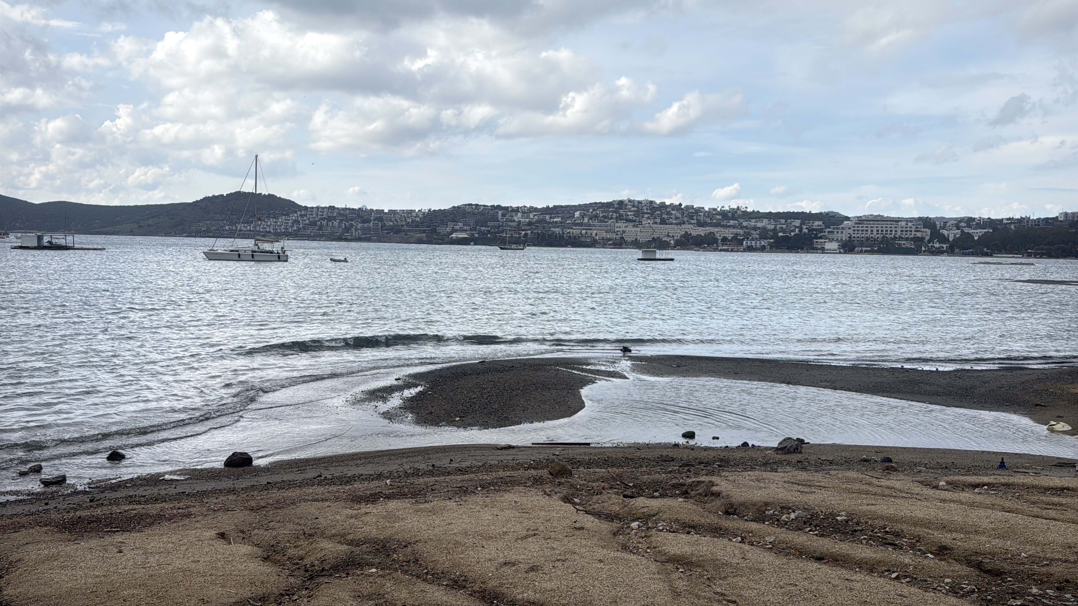 Deniz Çekildi, Sebebi Merak Uyandırdı (6)