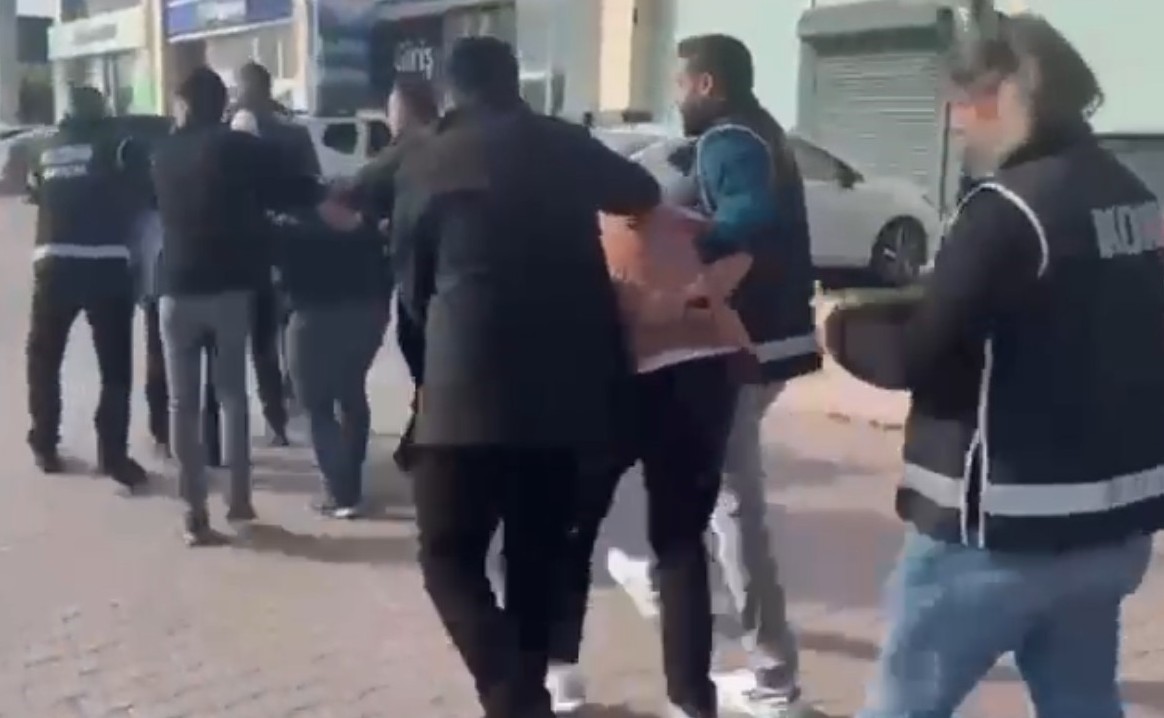 Ekmek Yedikleri Yeri 5 Milyon Dolar Zarara Uğrattılar (3)