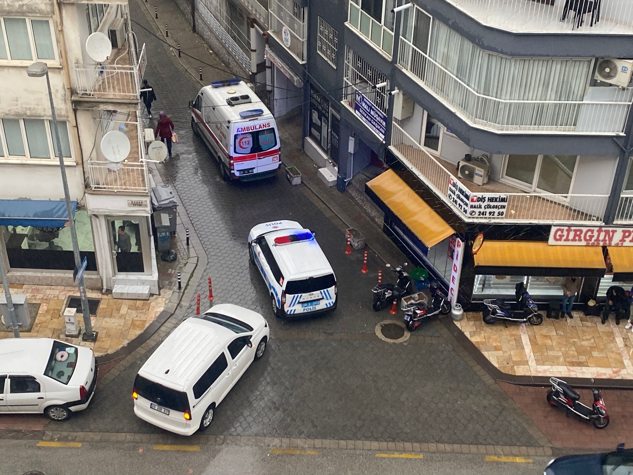 Evde Kadın Cesedi Bulundu (5)