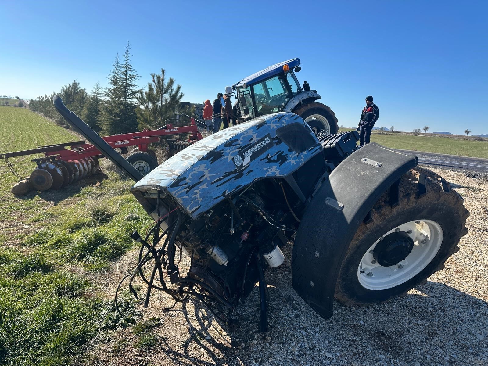 Feci Kazada Traktör Ikiye Bölündü (2)-1