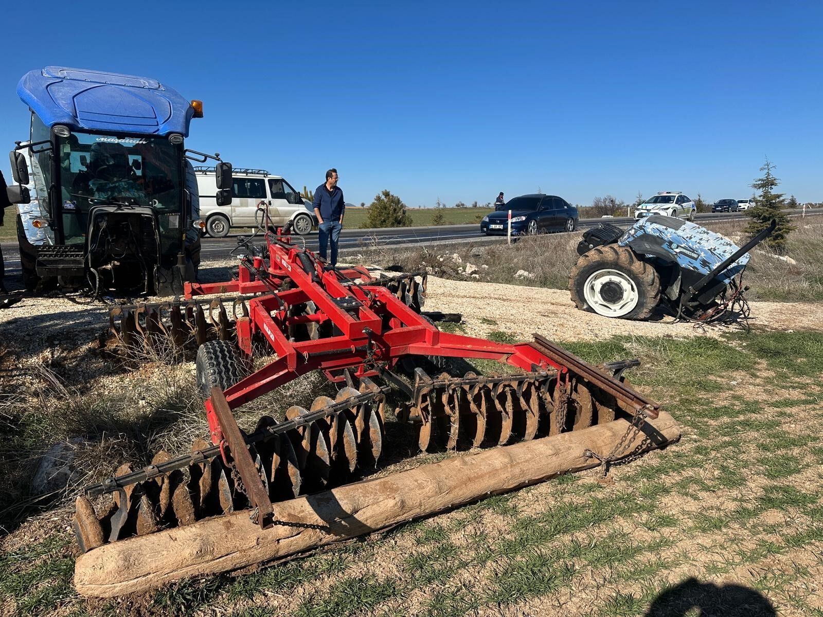 Feci Kazada Traktör Ikiye Bölündü (8)