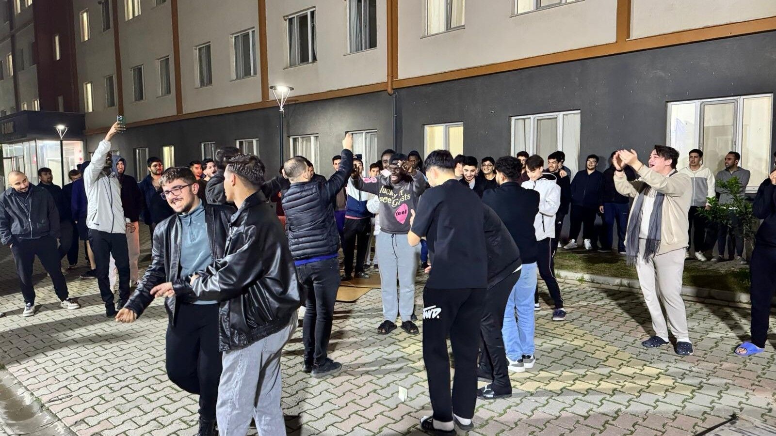 Final Öncesi Stres, Yerini Eğlenceye Bıraktı (5)