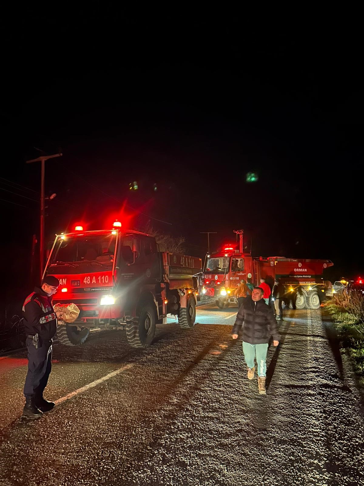 Fırtına Telleri Kopardı, Yangın Çıktı (5)