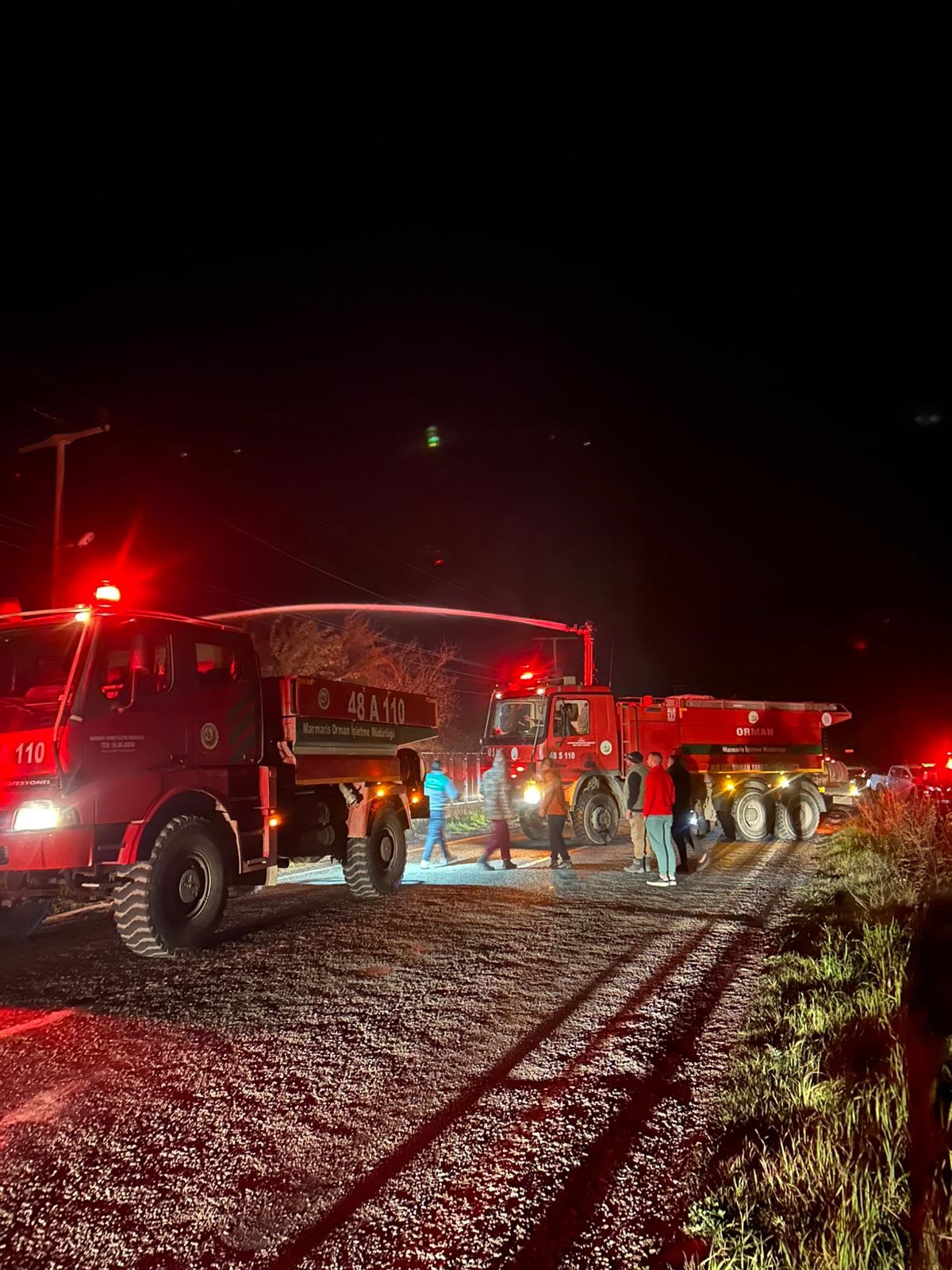 Fırtına Telleri Kopardı, Yangın Çıktı (6)